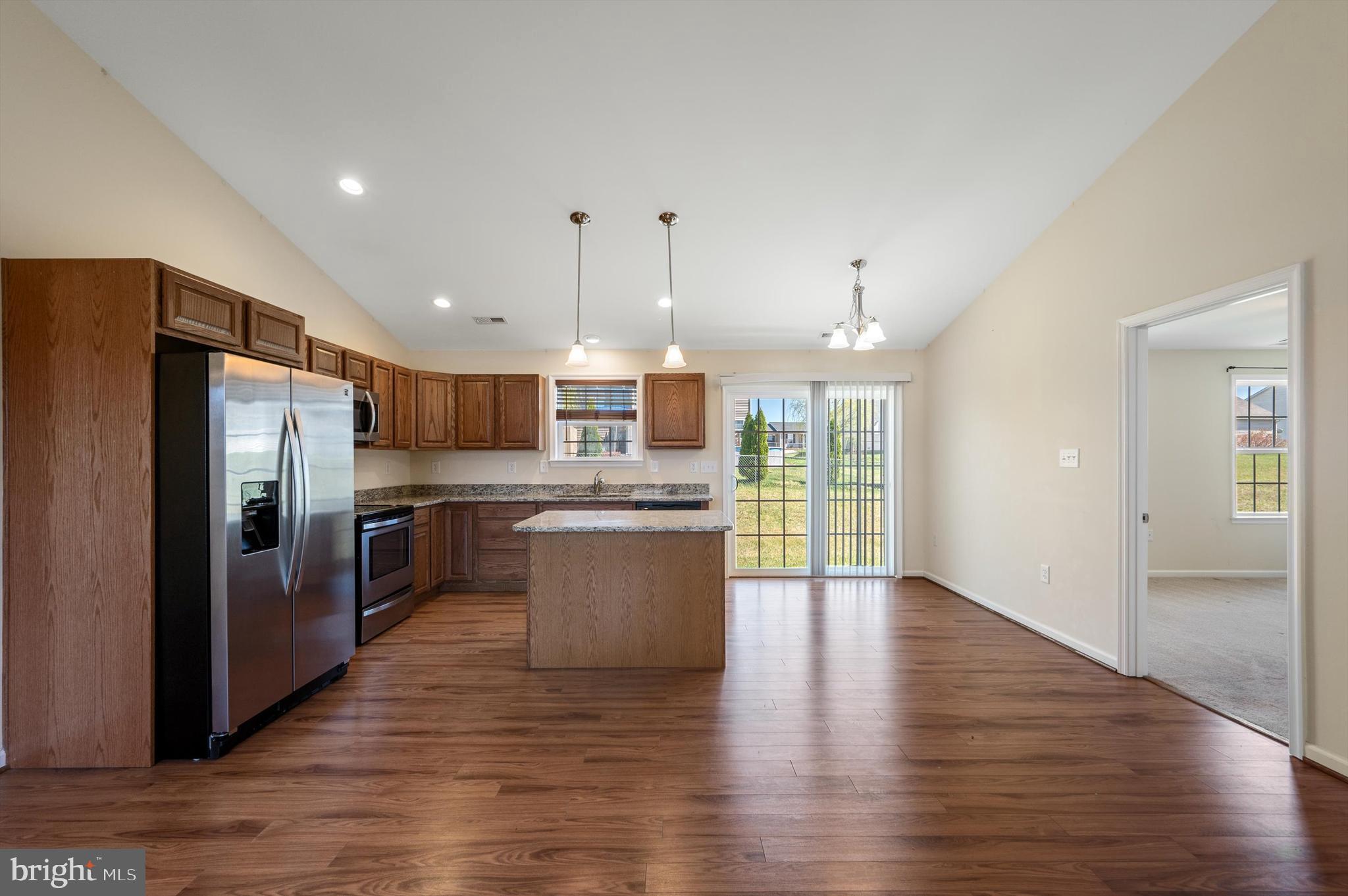 SPRING HILL - Residential