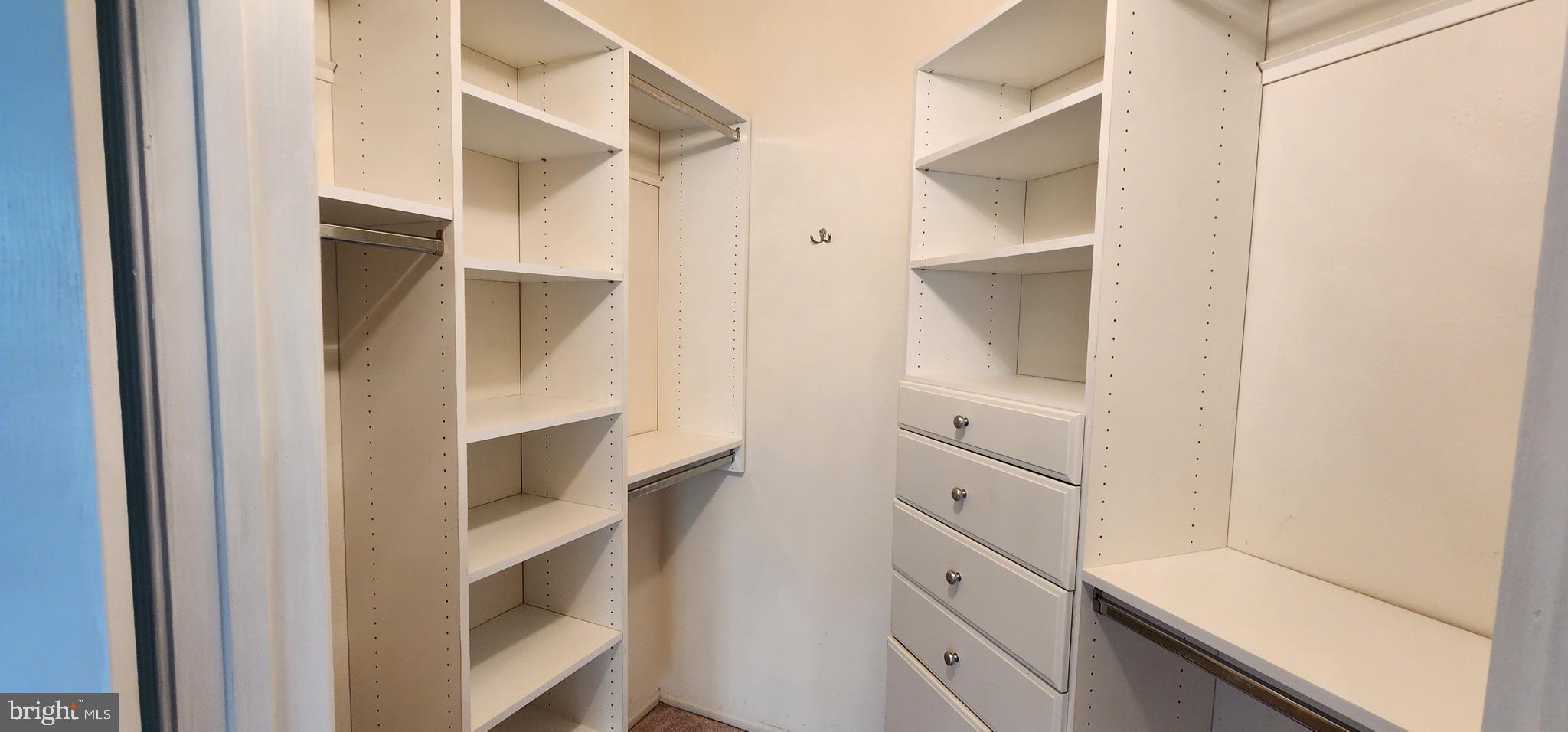 WHITE FLINT STATION - Residential Lease