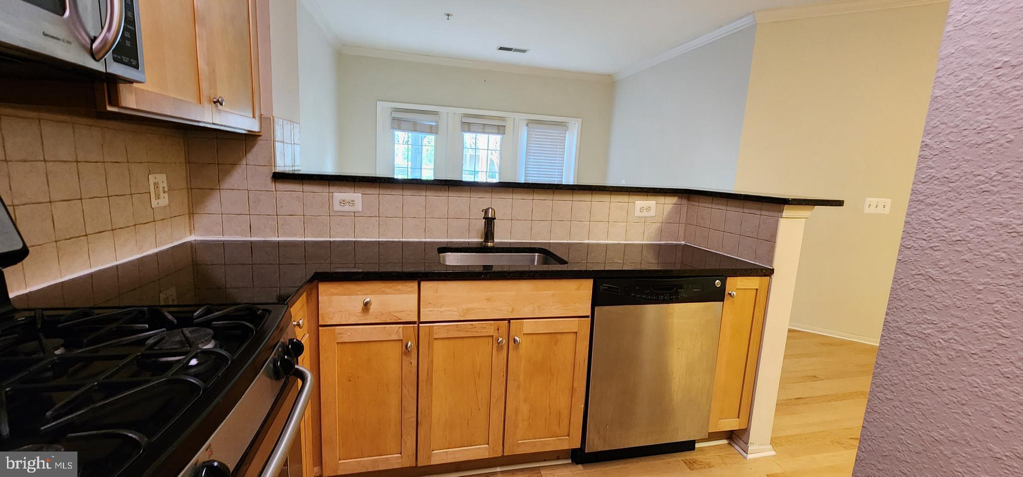 WHITE FLINT STATION - Residential Lease