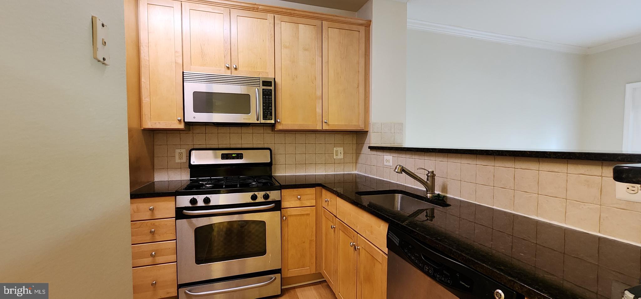 WHITE FLINT STATION - Residential Lease