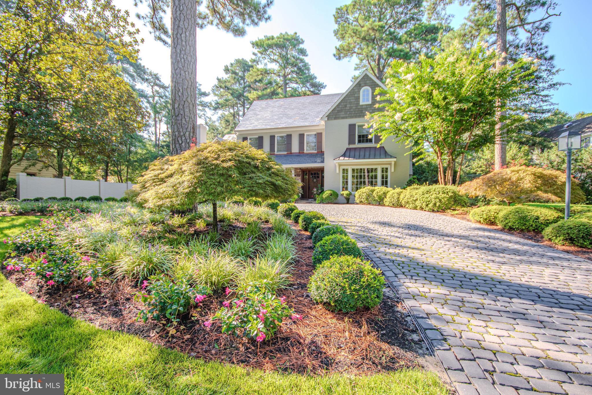 1031 RIVERSIDE DRIVE