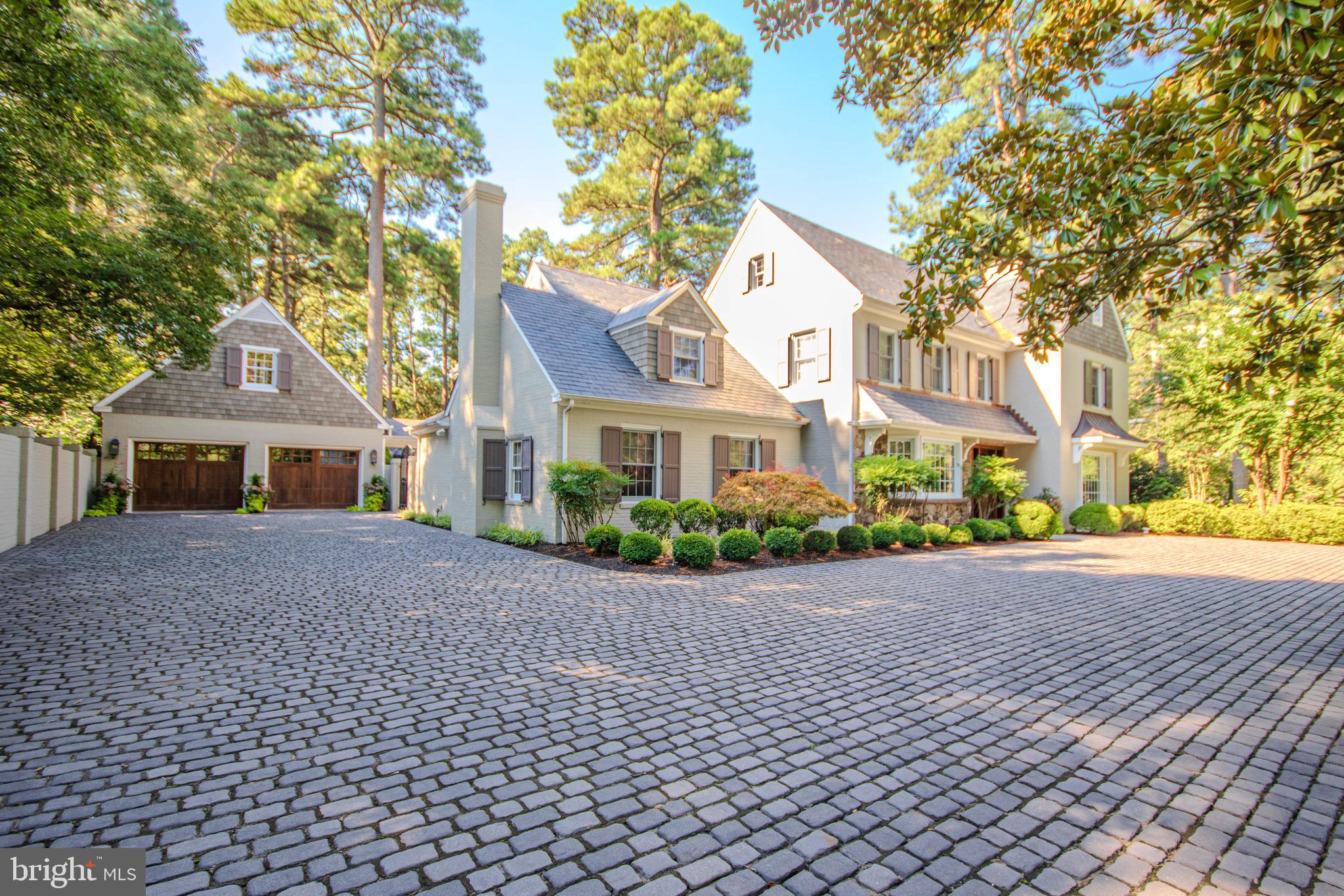 1031 RIVERSIDE DRIVE