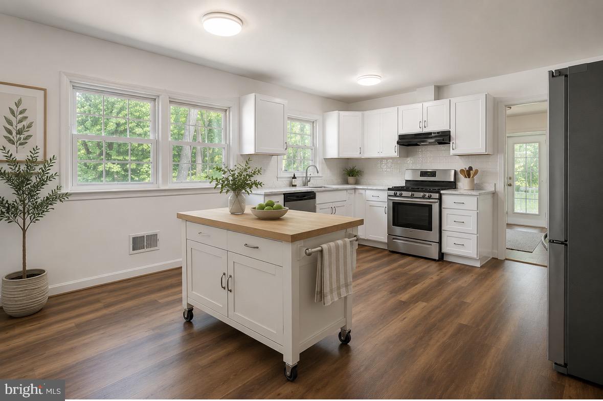 9500 POWDERHORN LANE