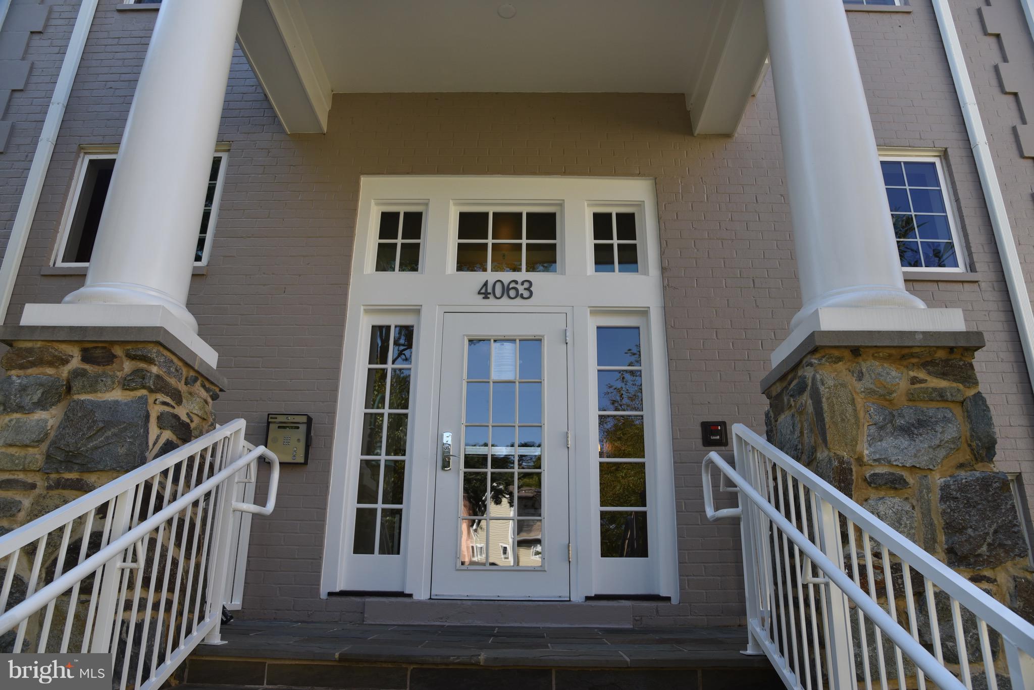 WEST VILLAGE OF SHIRLINGTON - Residential Lease