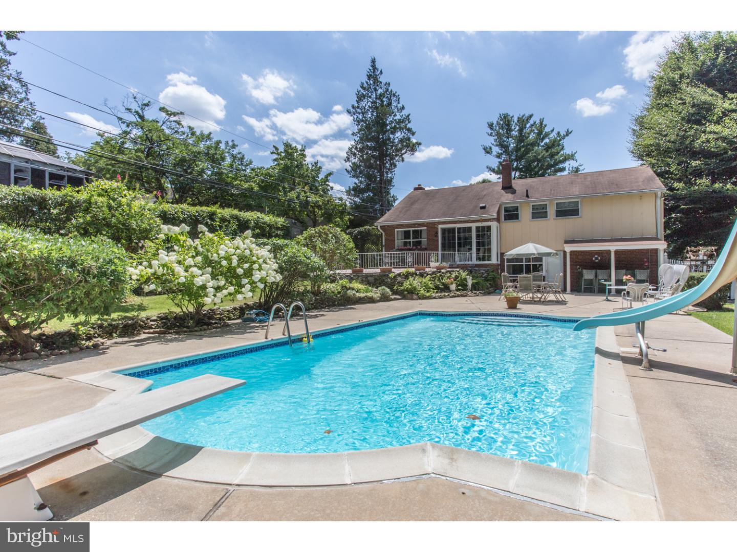 LANGFORD HILLS - Residential