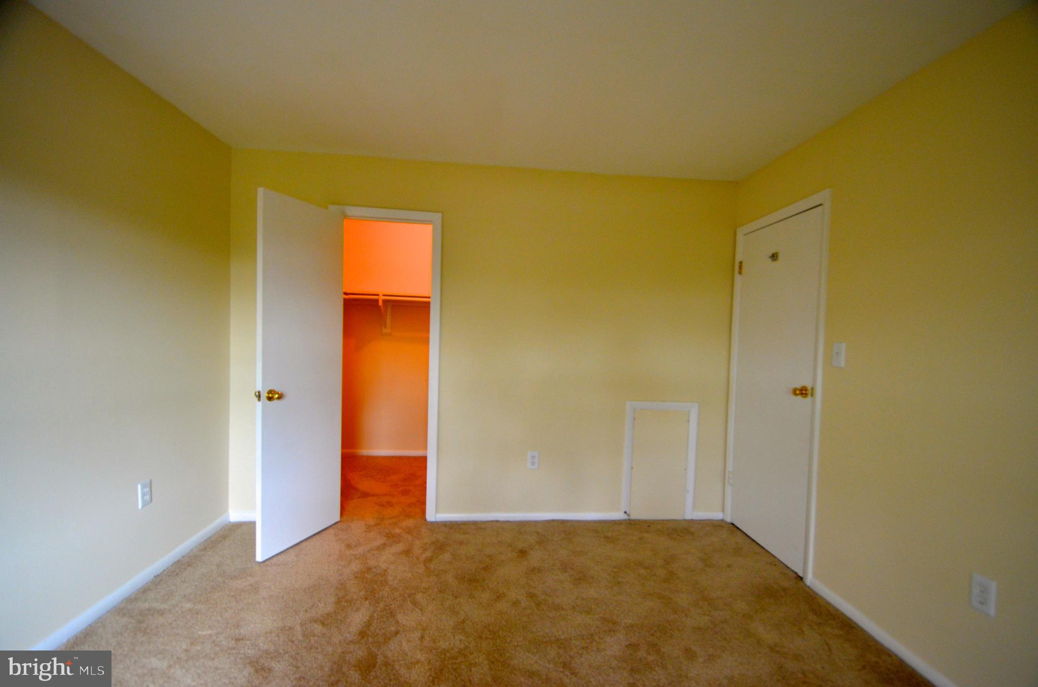 MARLOW TOWERS CONDOMINIUMS - Residential