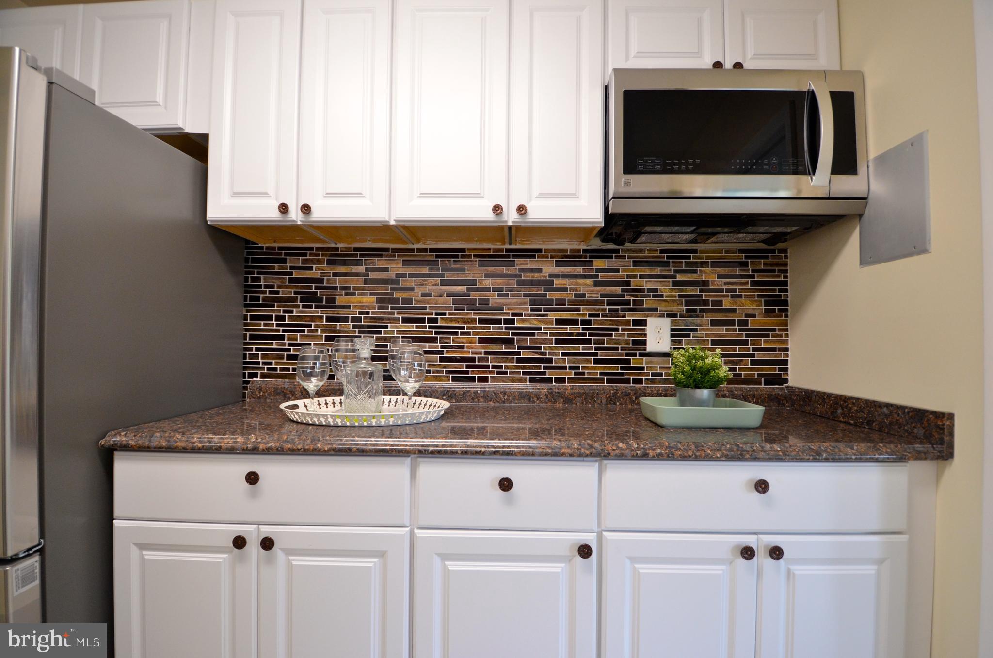 MARLOW TOWERS CONDOMINIUMS - Residential