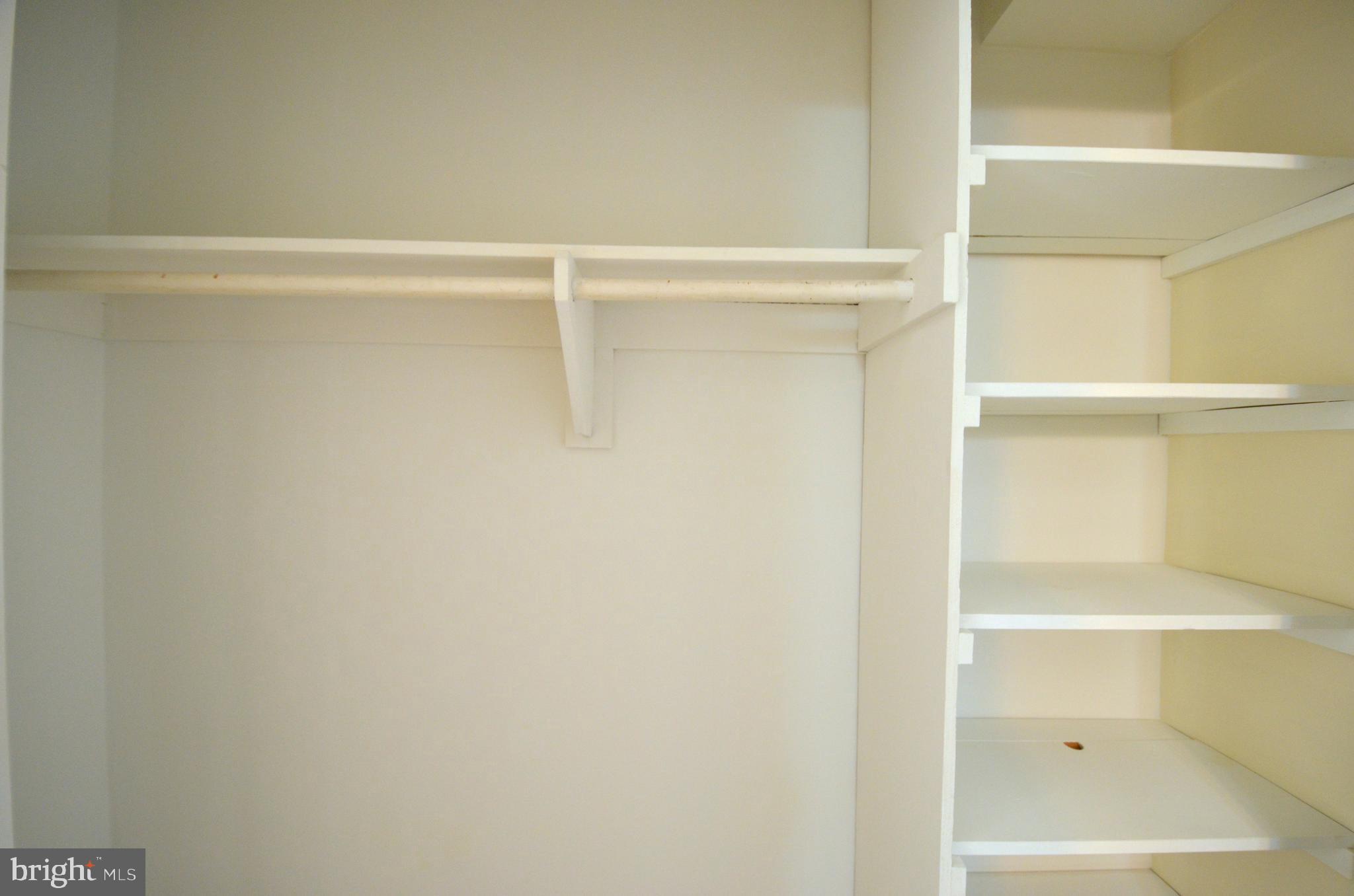 MARLOW TOWERS CONDOMINIUMS - Residential