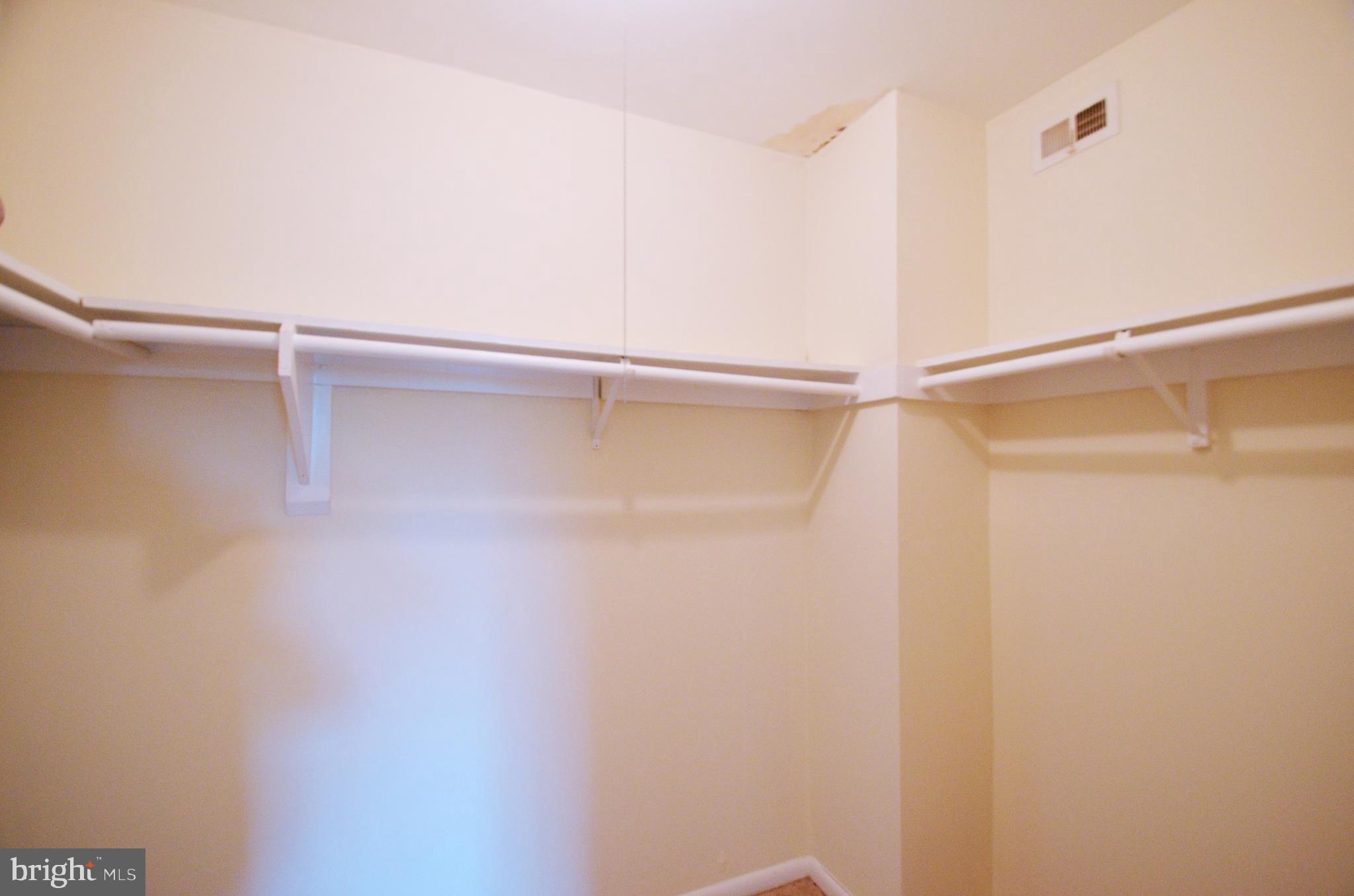 MARLOW TOWERS CONDOMINIUMS - Residential