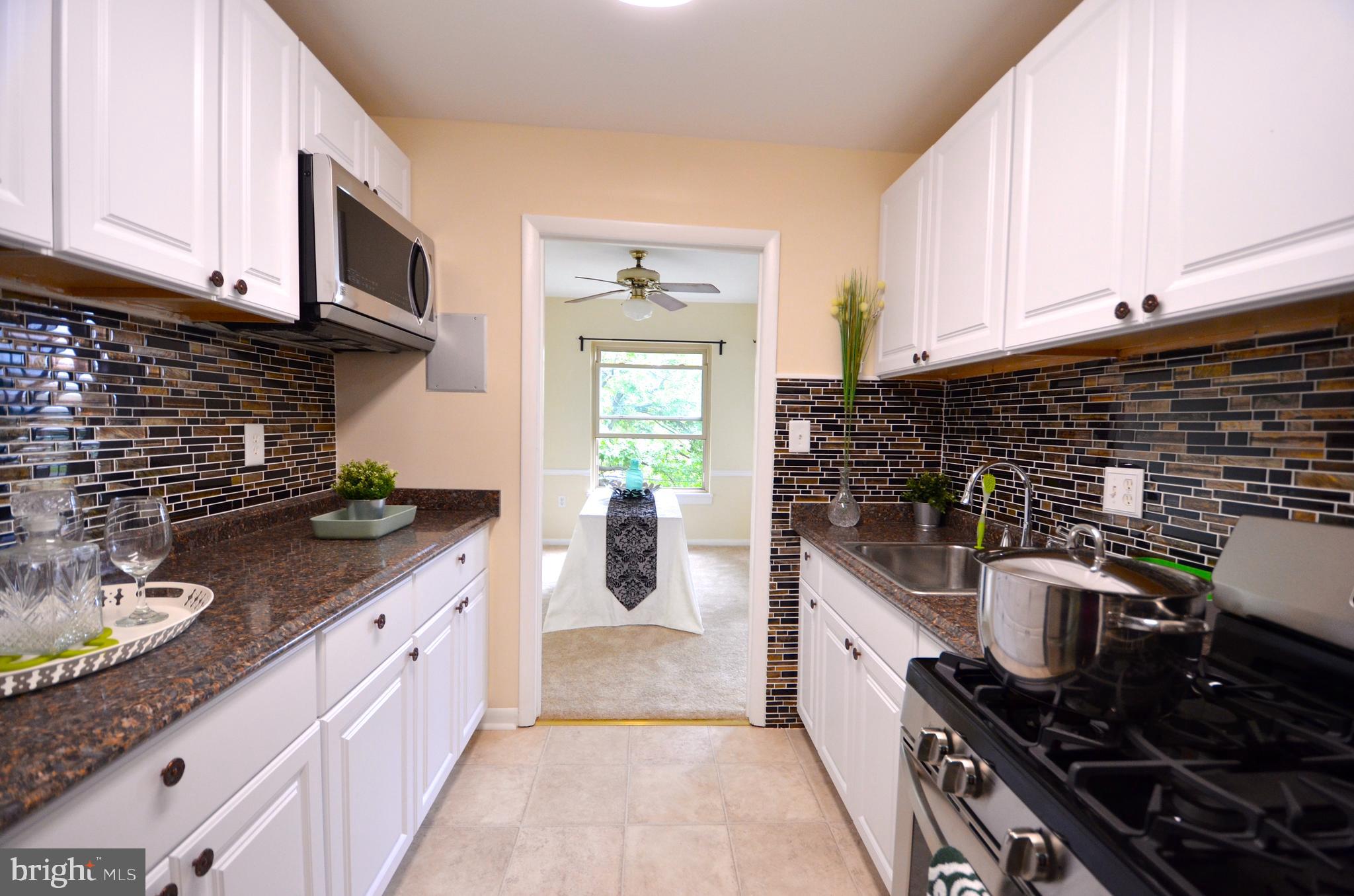 MARLOW TOWERS CONDOMINIUMS - Residential