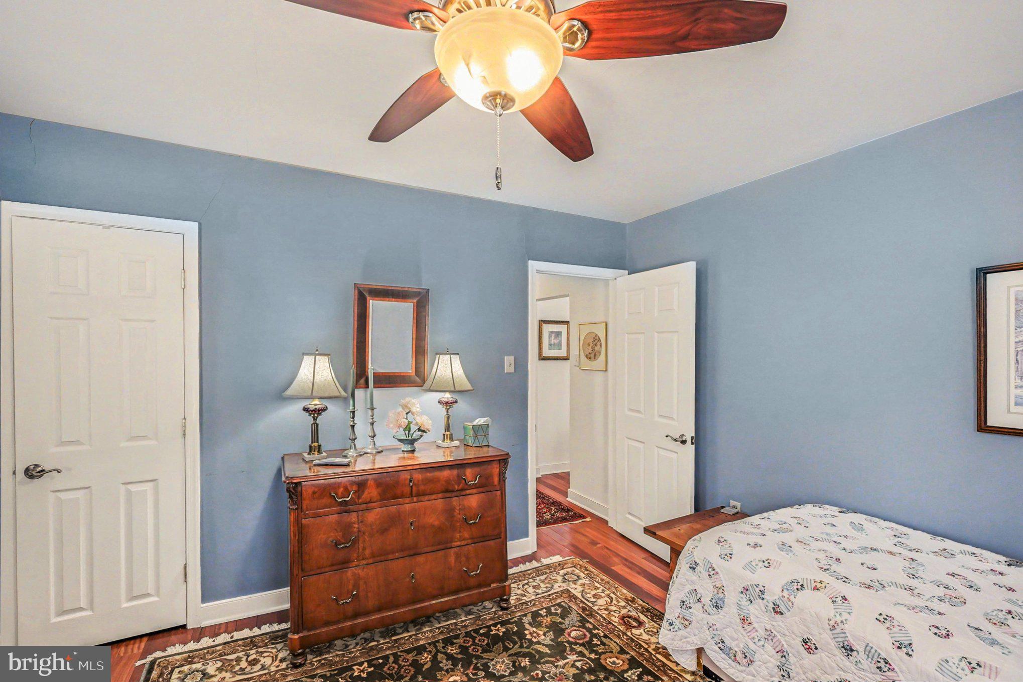 WEST VIEW SHORES - Residential