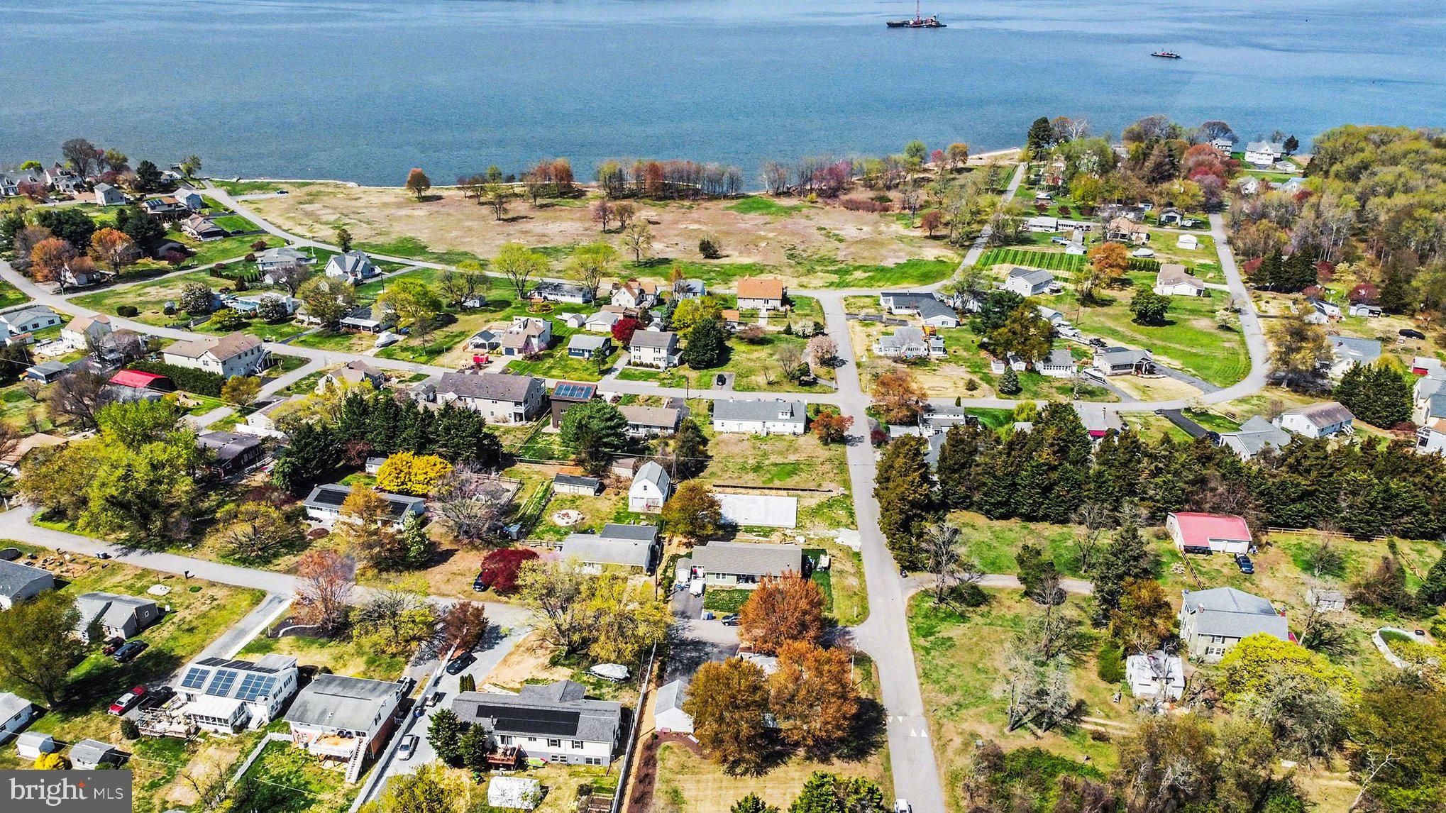 WEST VIEW SHORES - Residential