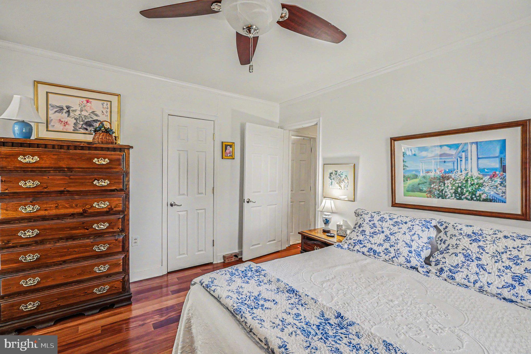 WEST VIEW SHORES - Residential