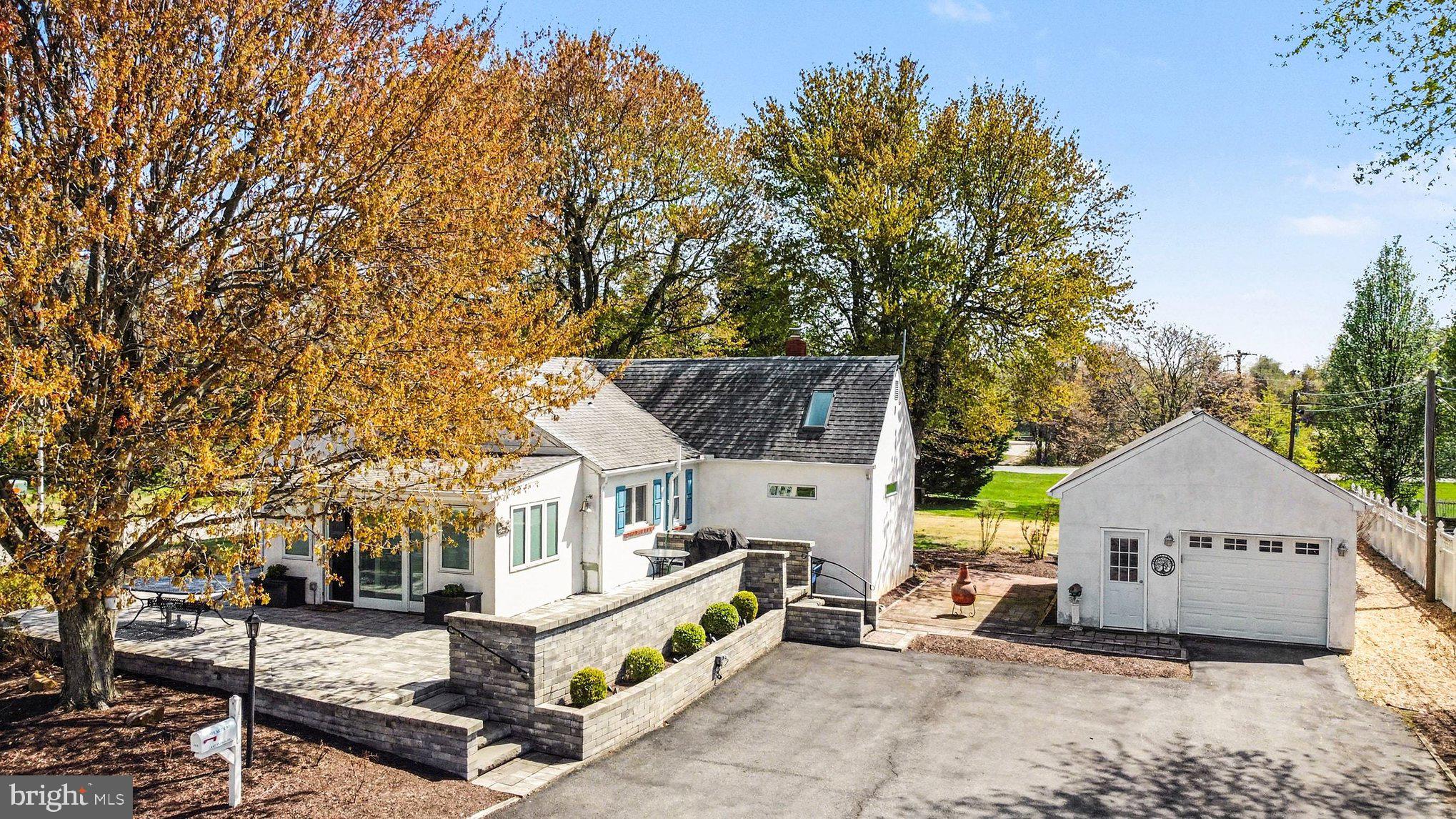 WEST VIEW SHORES - Residential