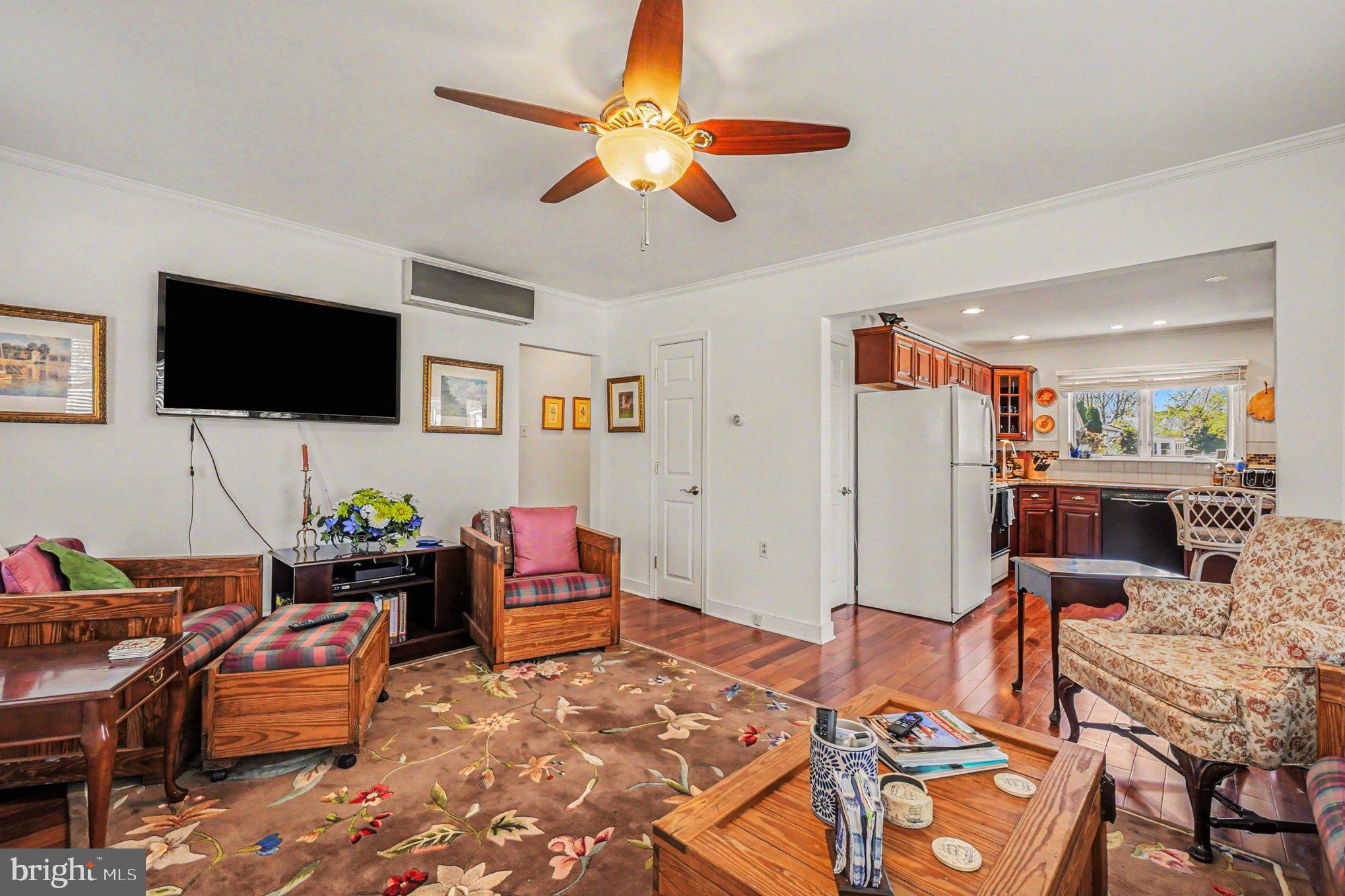 WEST VIEW SHORES - Residential