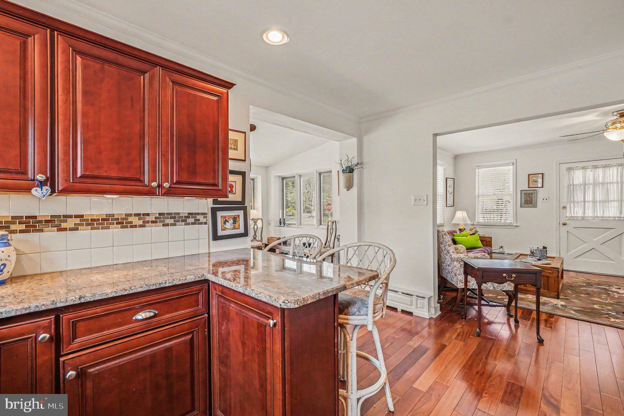 WEST VIEW SHORES - Residential