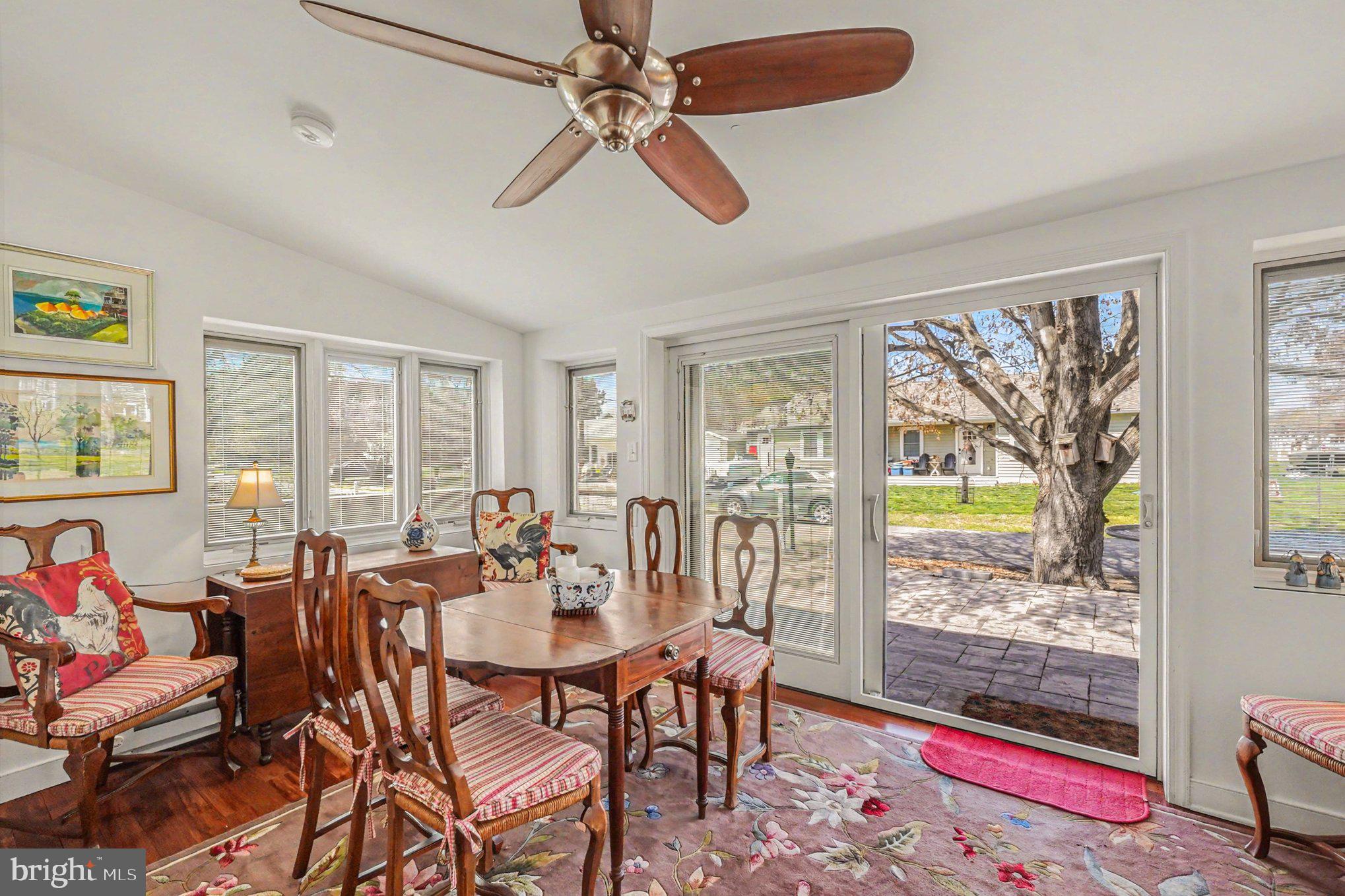 WEST VIEW SHORES - Residential