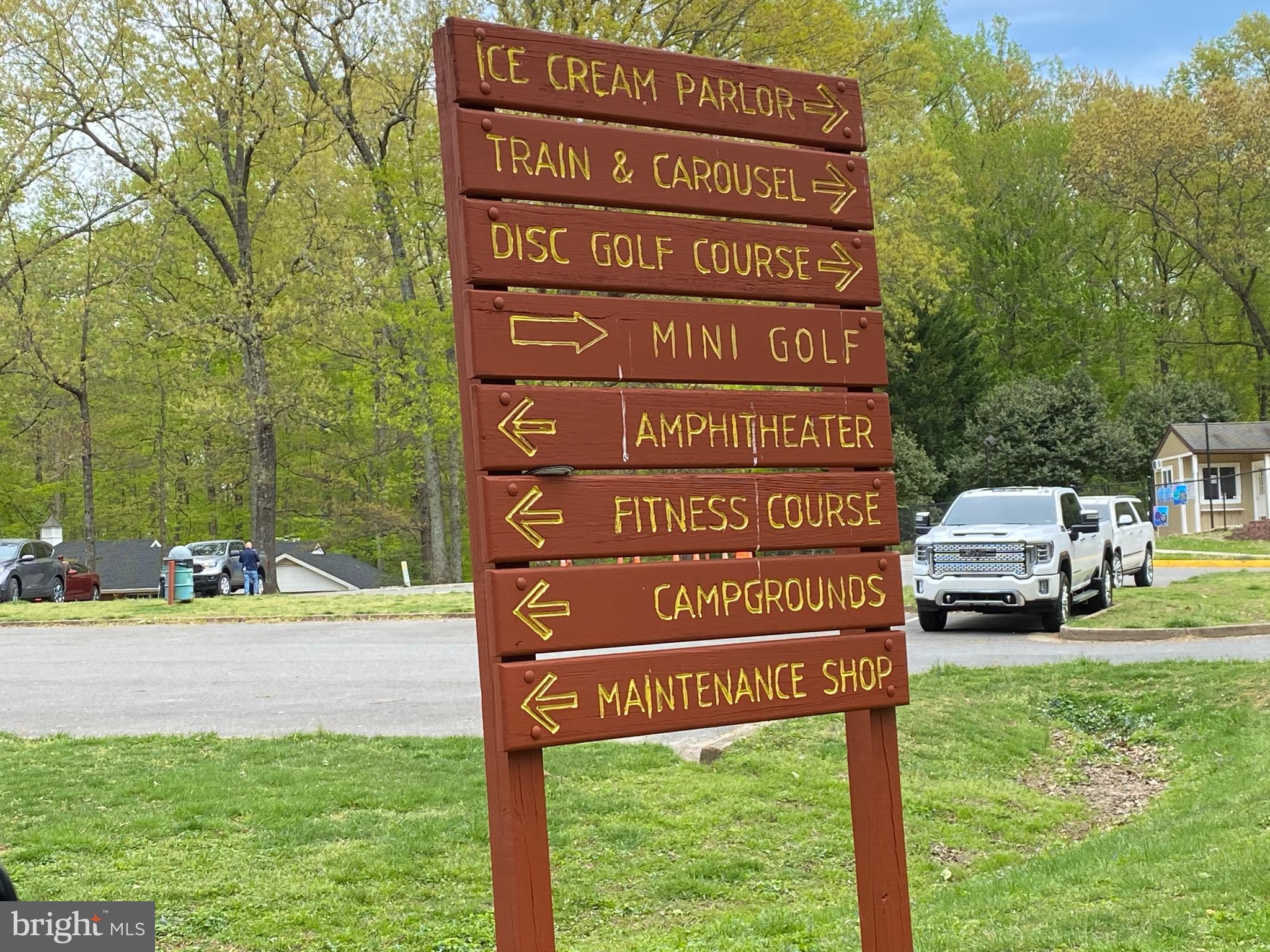 NEWINGTON COMMONS - Residential