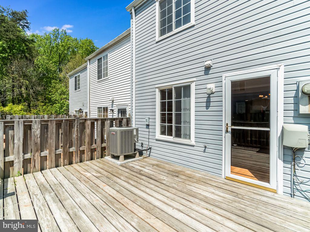 NEWINGTON COMMONS - Residential