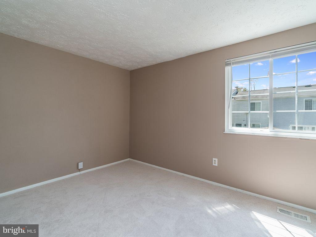 NEWINGTON COMMONS - Residential