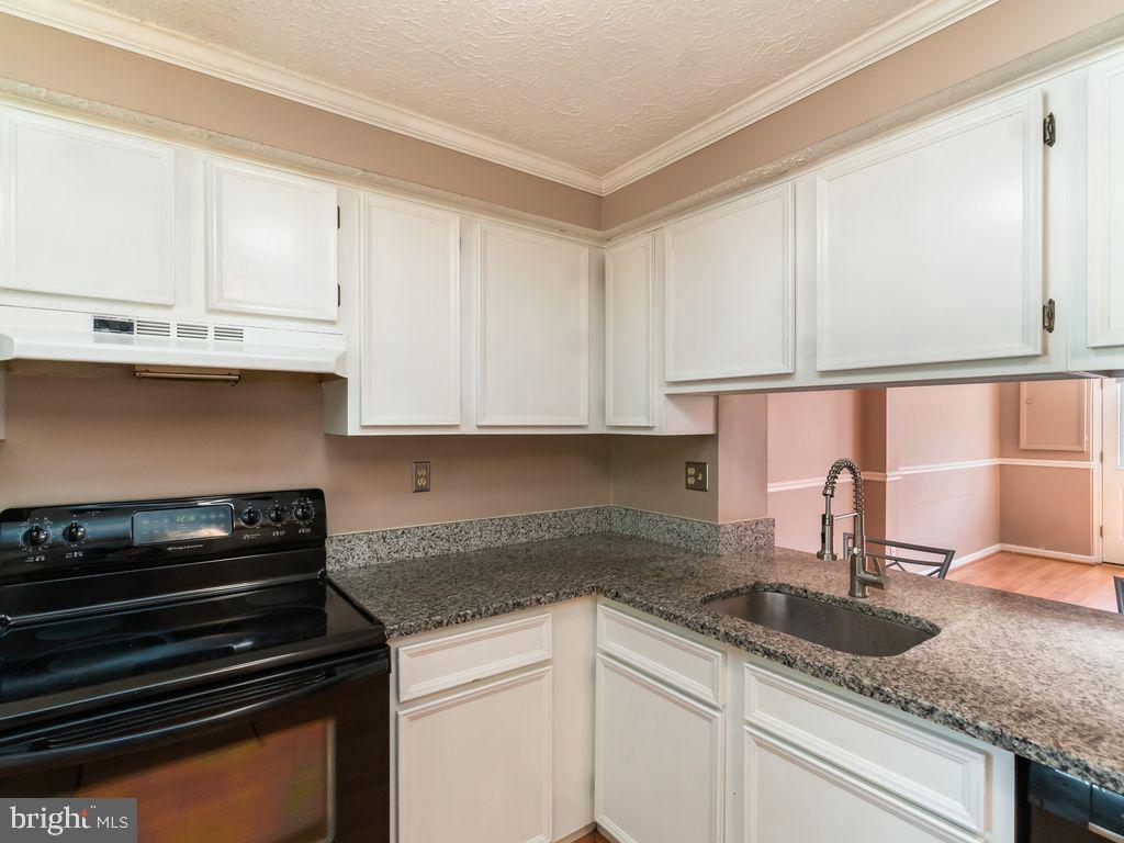 NEWINGTON COMMONS - Residential