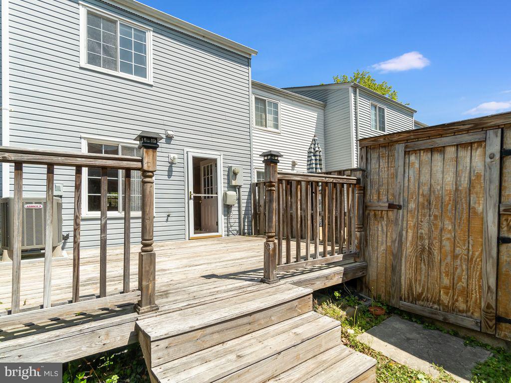 NEWINGTON COMMONS - Residential