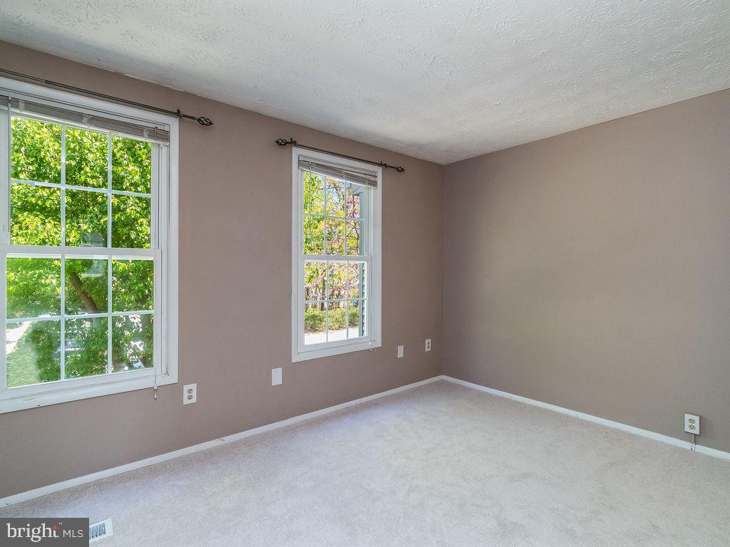 NEWINGTON COMMONS - Residential