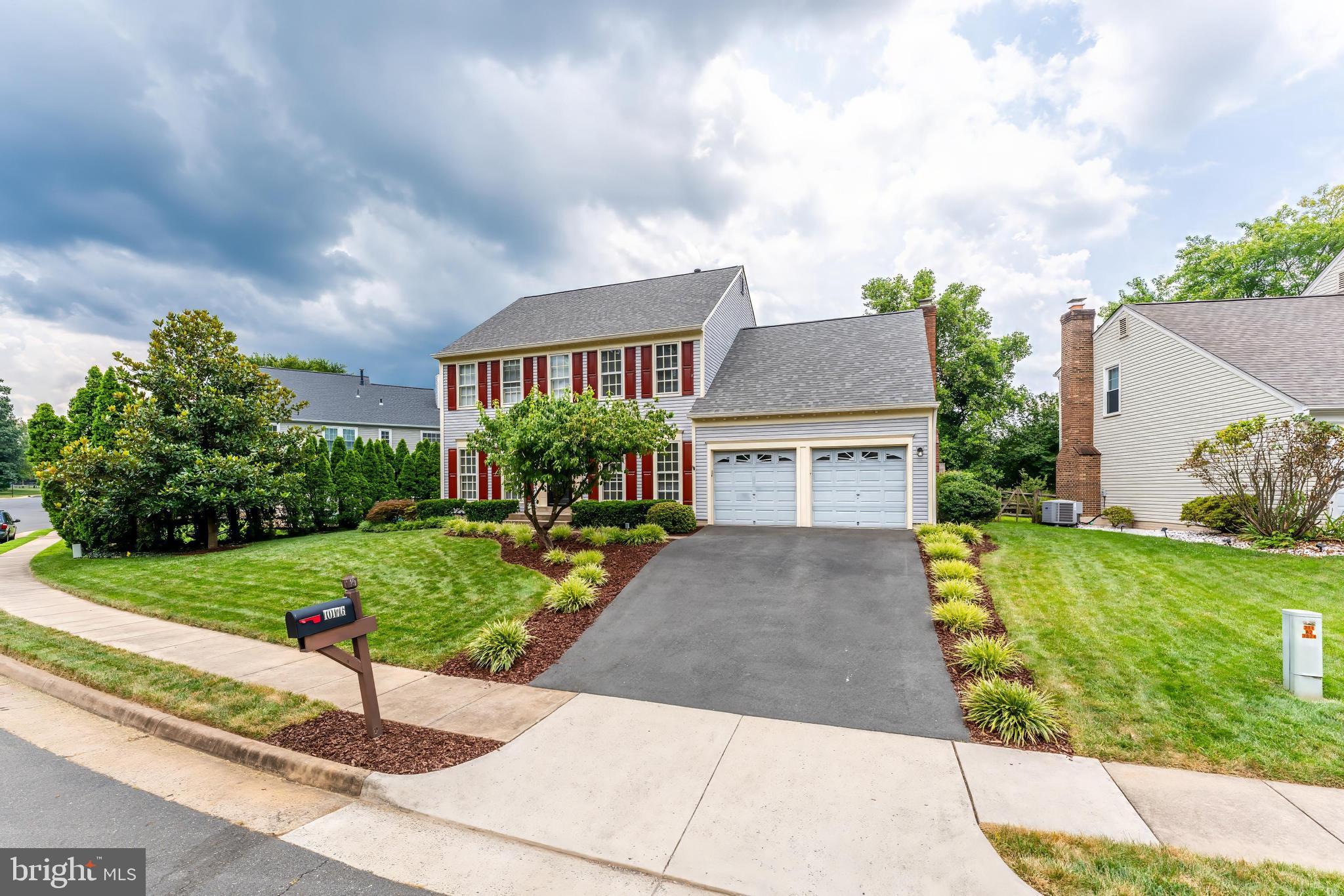 10176 STRAWFLOWER LANE