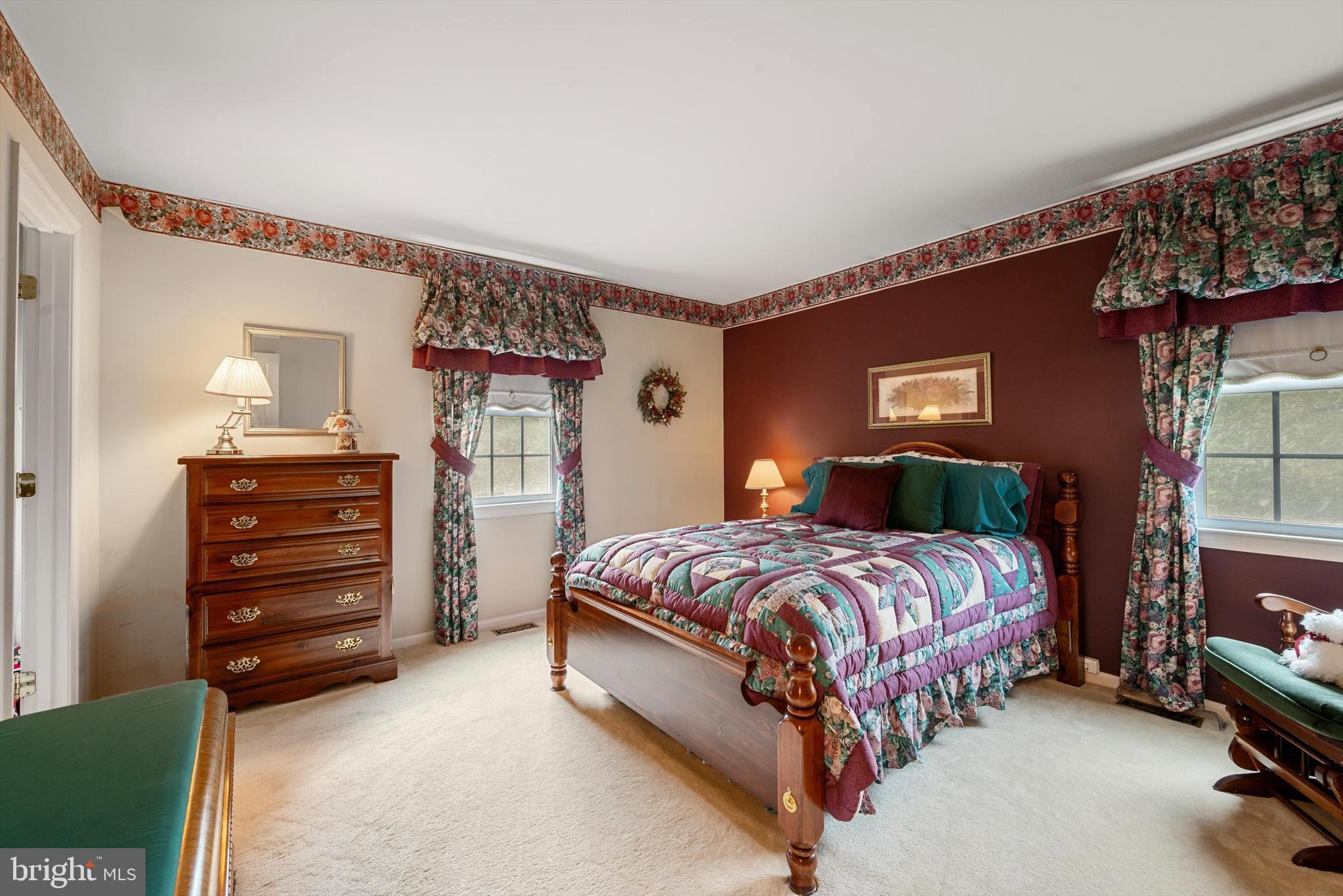 CRESCENT HILLS ESTATES - Residential