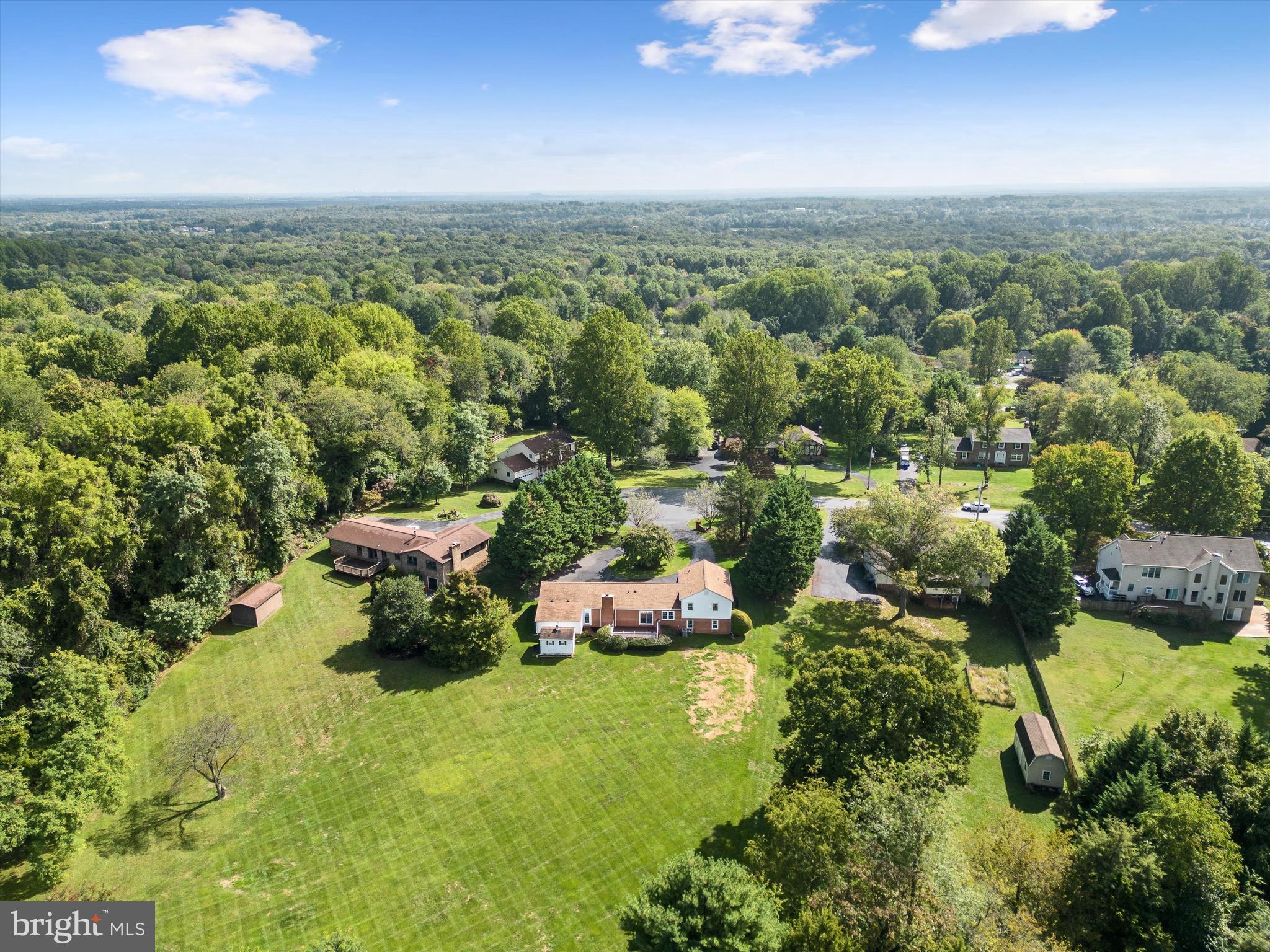 CRESCENT HILLS ESTATES - Residential