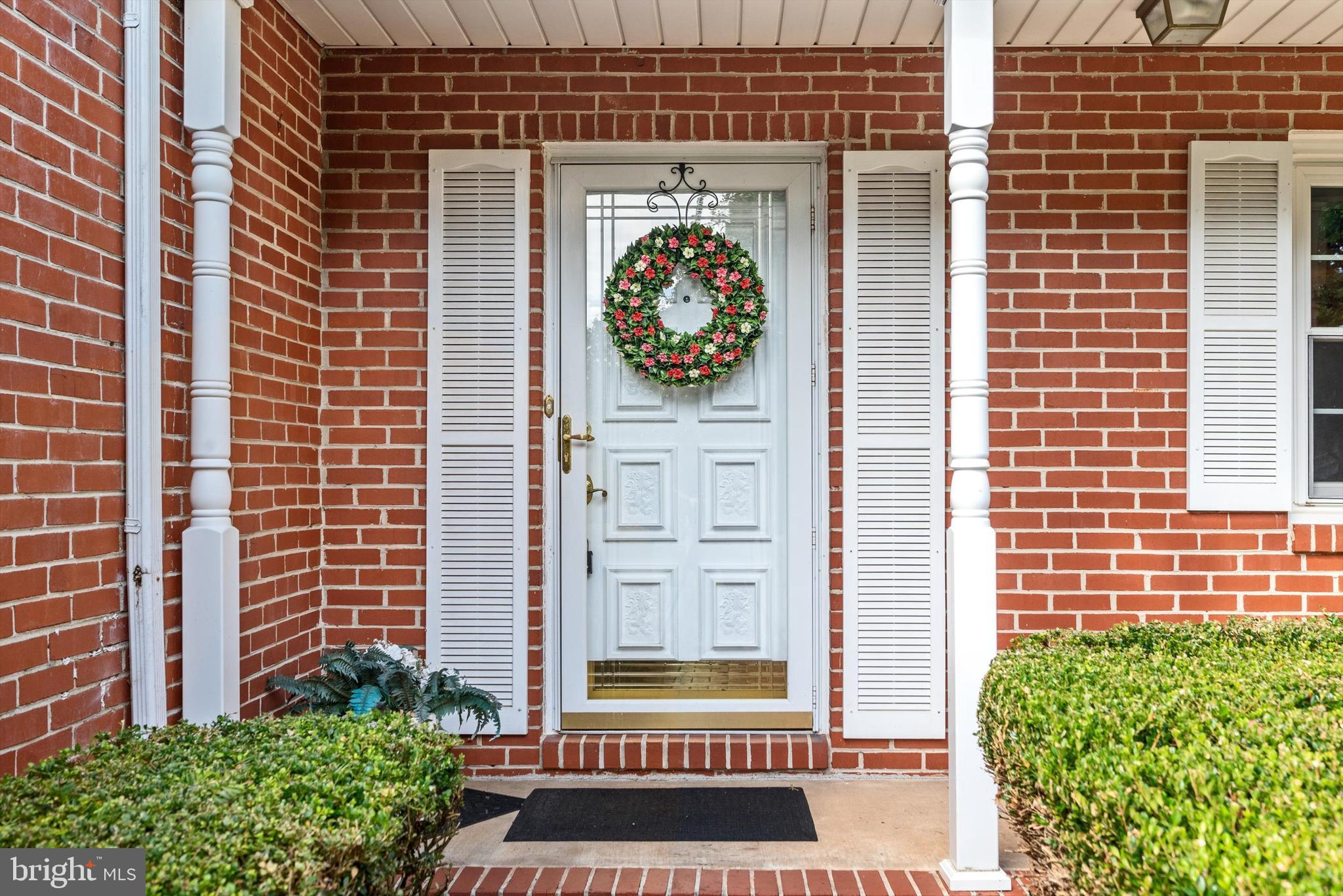 CRESCENT HILLS ESTATES - Residential