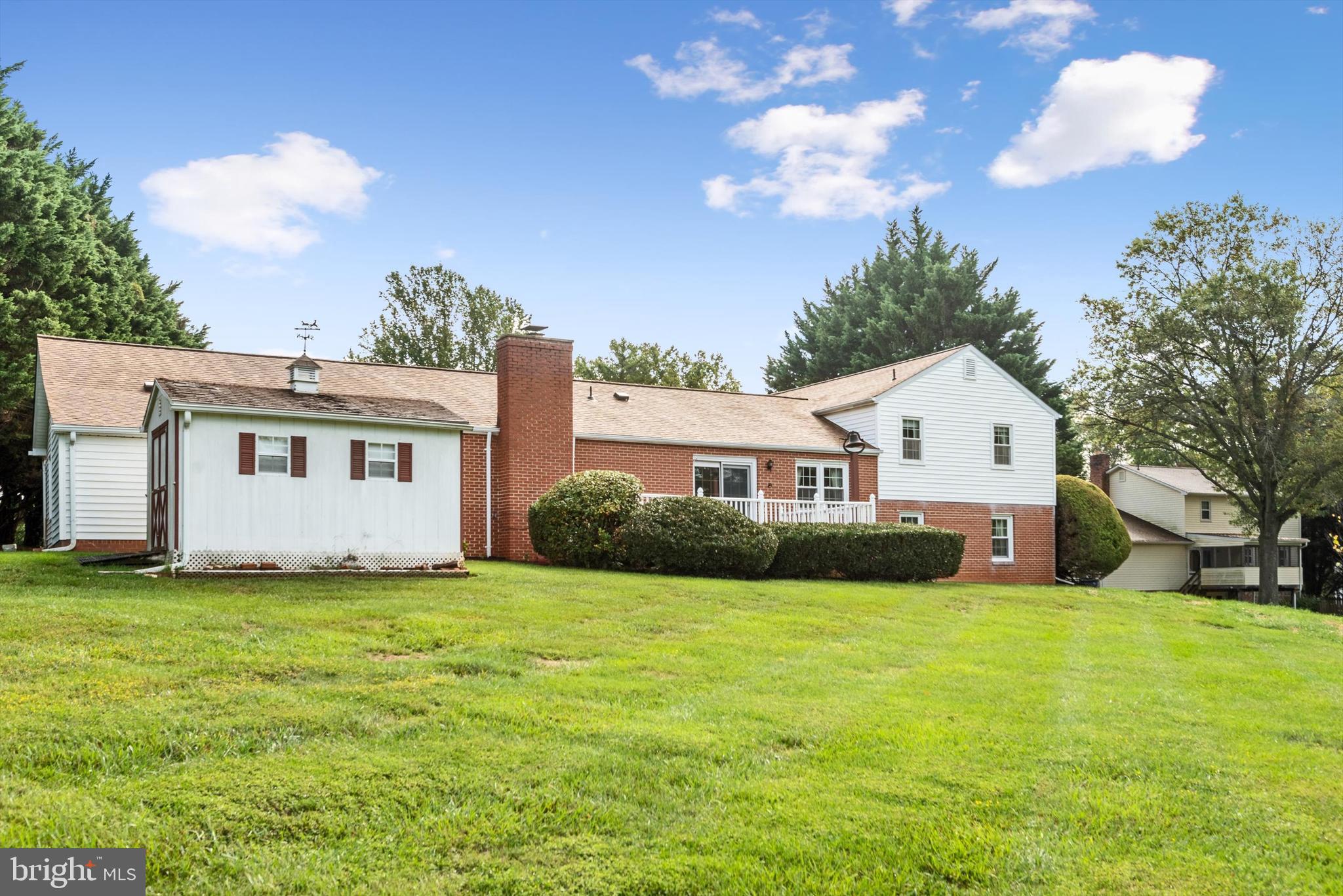 CRESCENT HILLS ESTATES - Residential