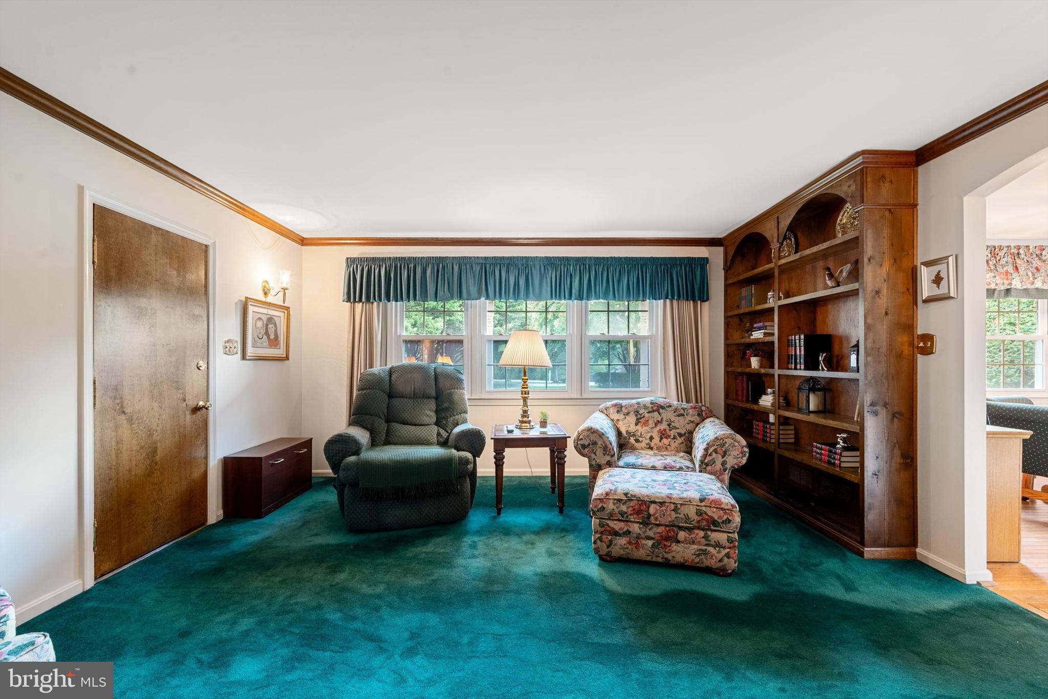 CRESCENT HILLS ESTATES - Residential