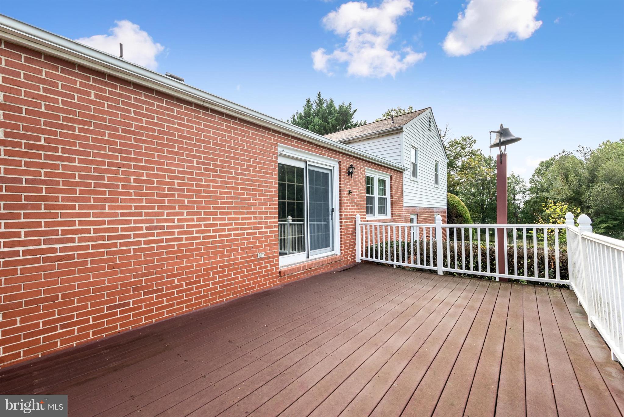 CRESCENT HILLS ESTATES - Residential