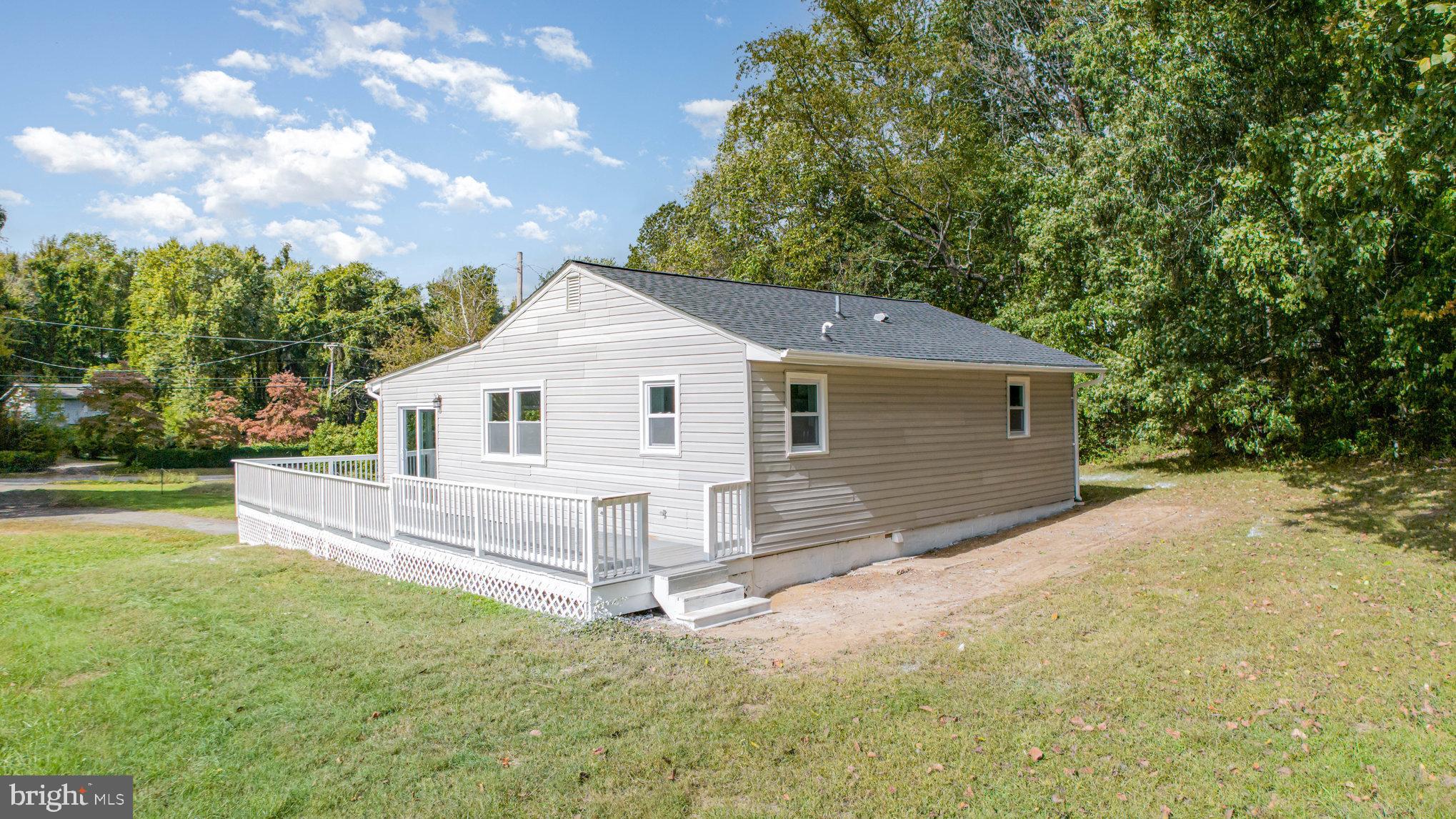 DAVIDSONVILLE - Residential