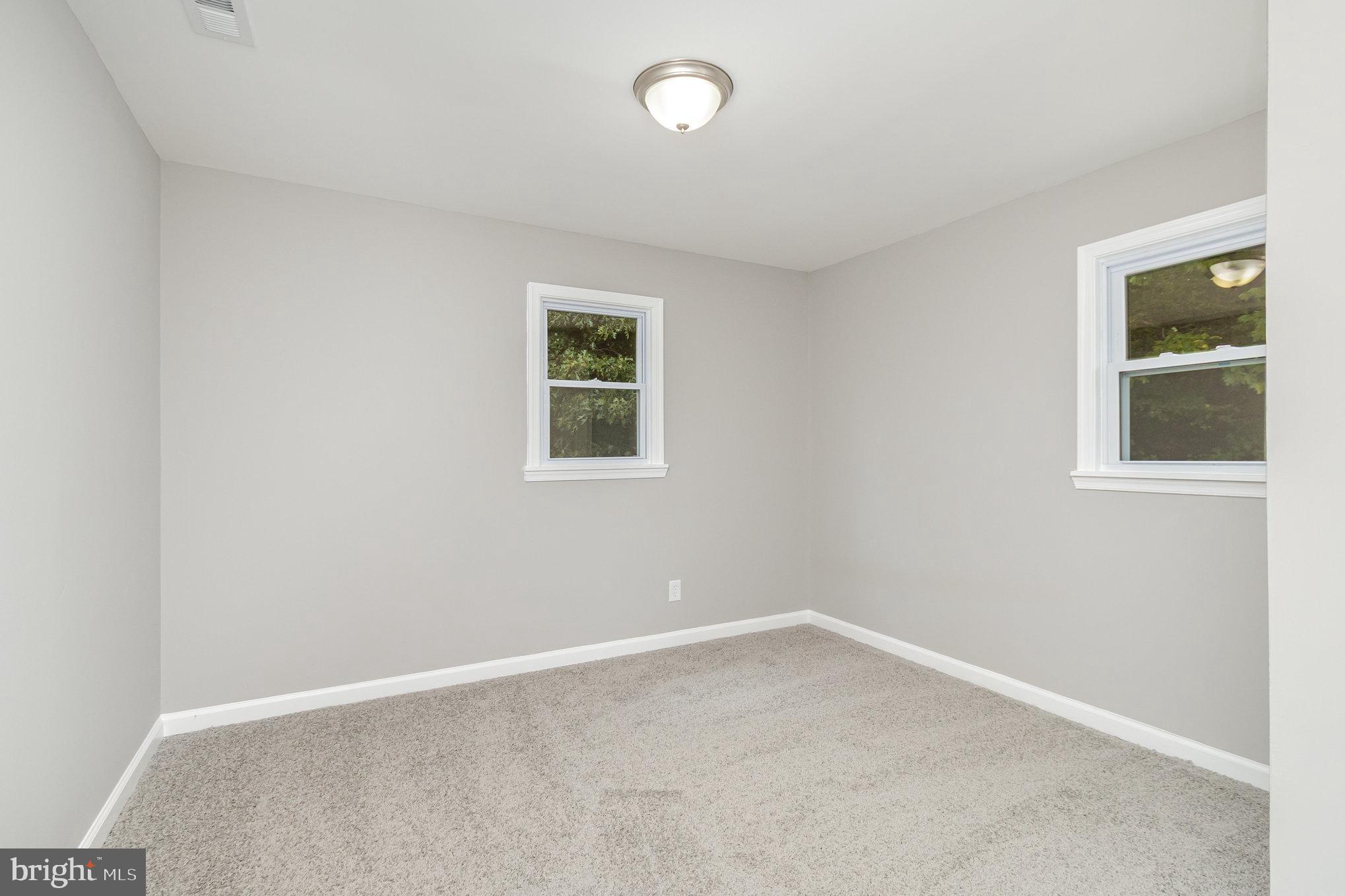 DAVIDSONVILLE - Residential