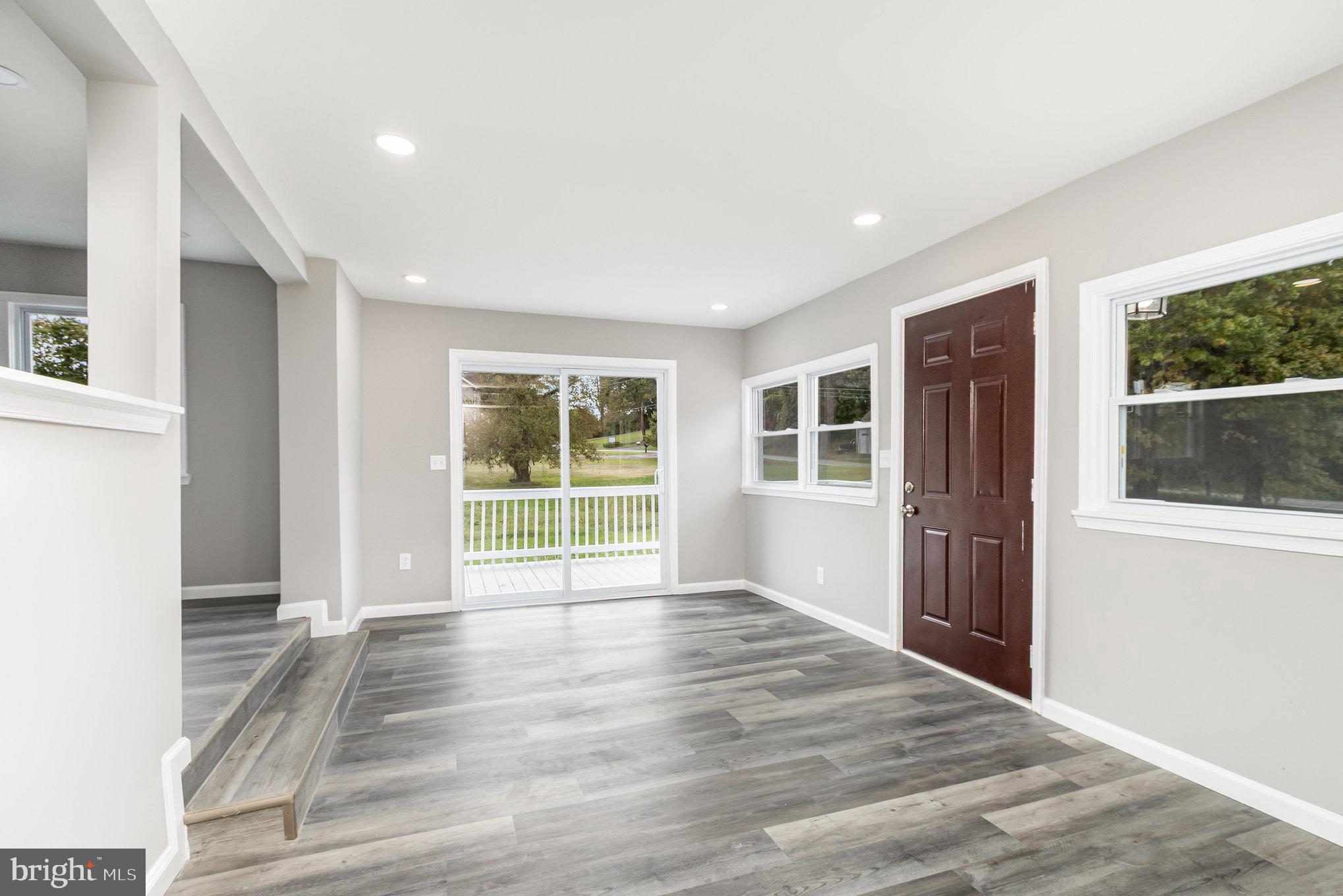 DAVIDSONVILLE - Residential