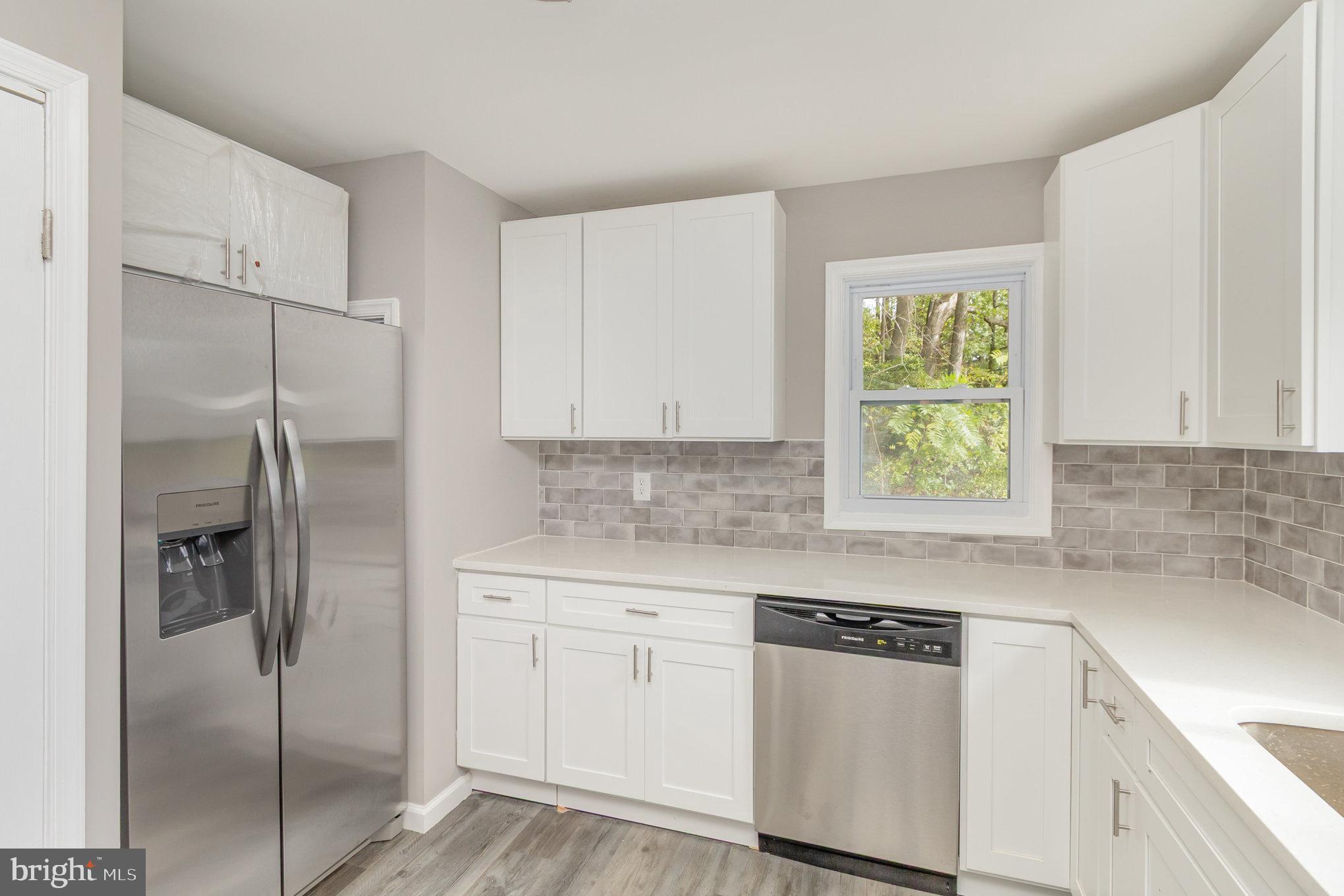 DAVIDSONVILLE - Residential