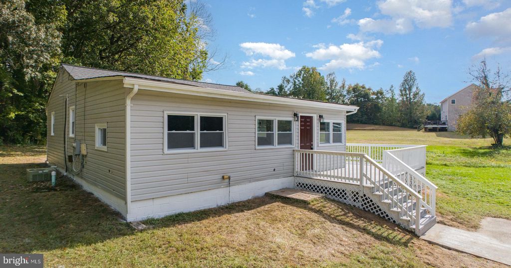 Photo of 3565 Riva Road, DAVIDSONVILLE, MD 21035 (MLS # MDAA2128140)