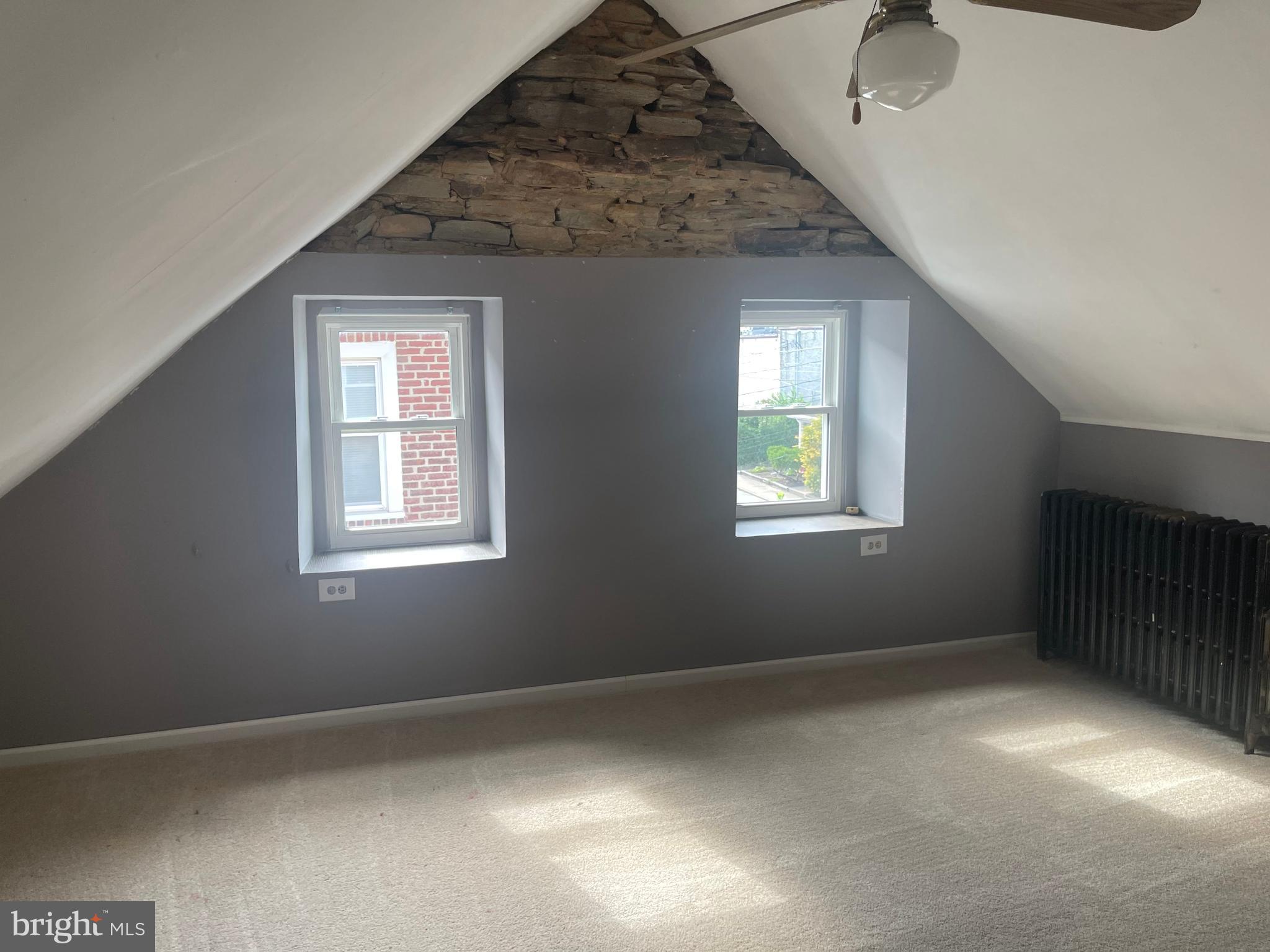 GLENSIDE - Residential Lease