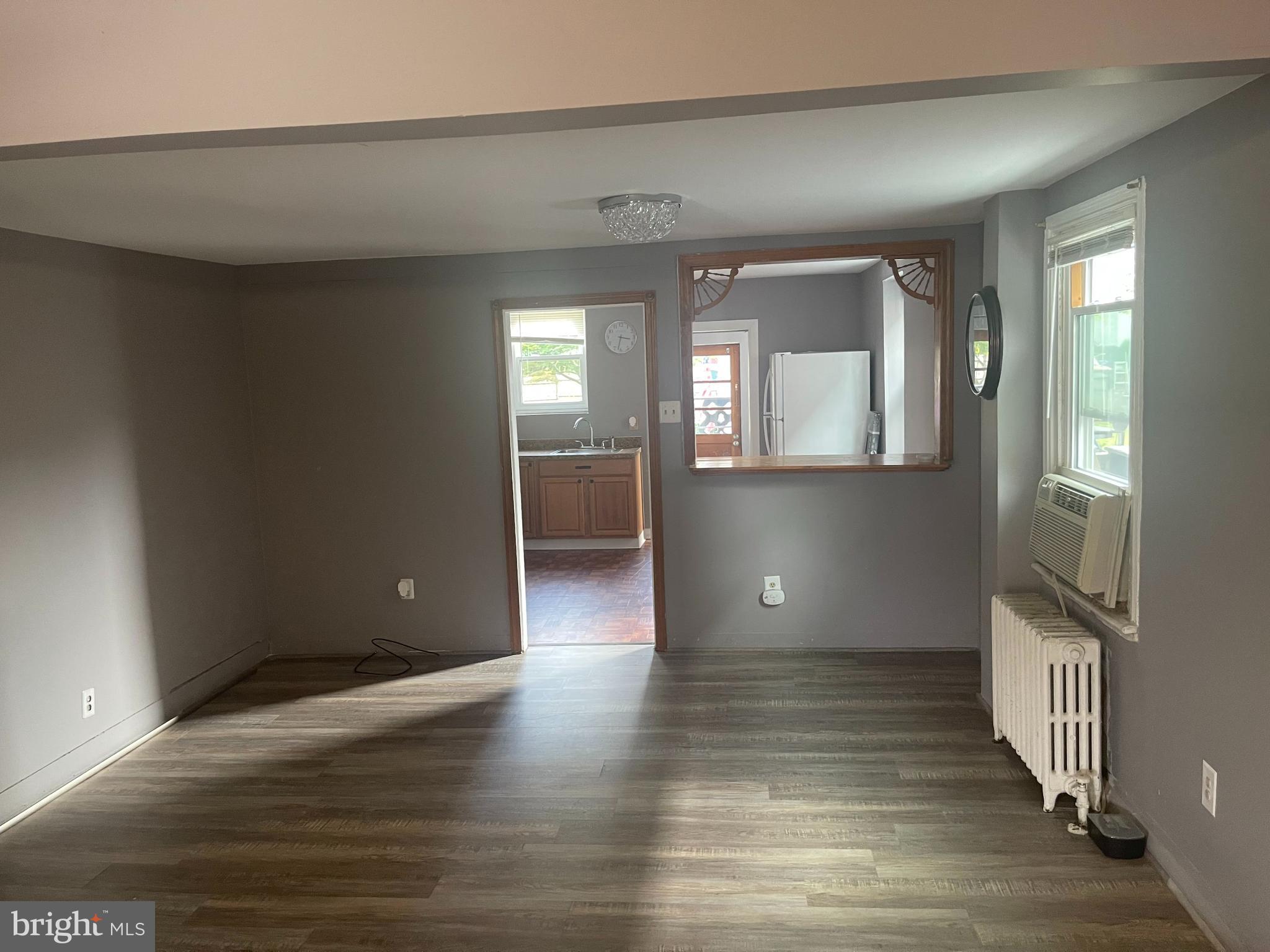 GLENSIDE - Residential Lease