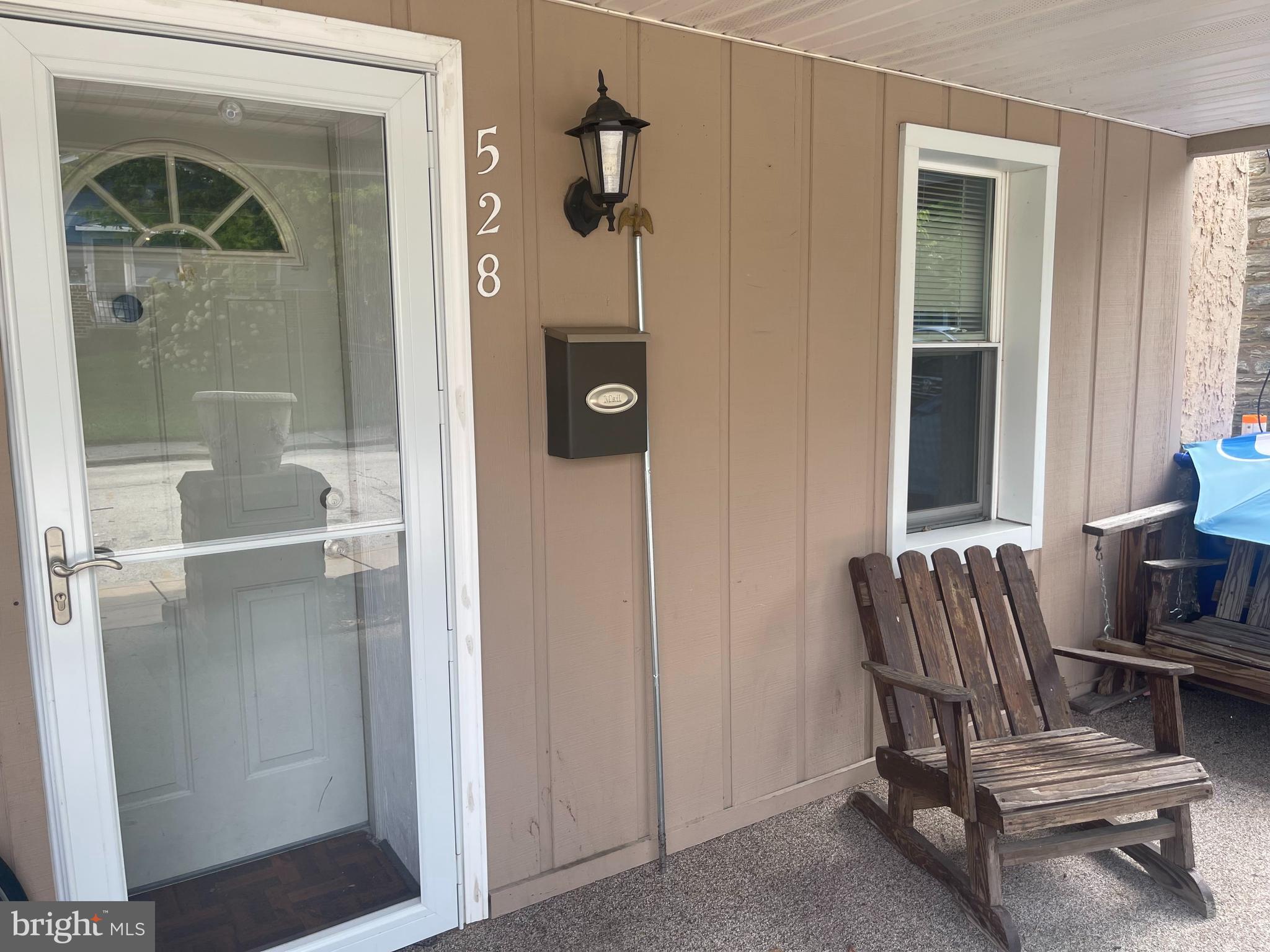 GLENSIDE - Residential Lease