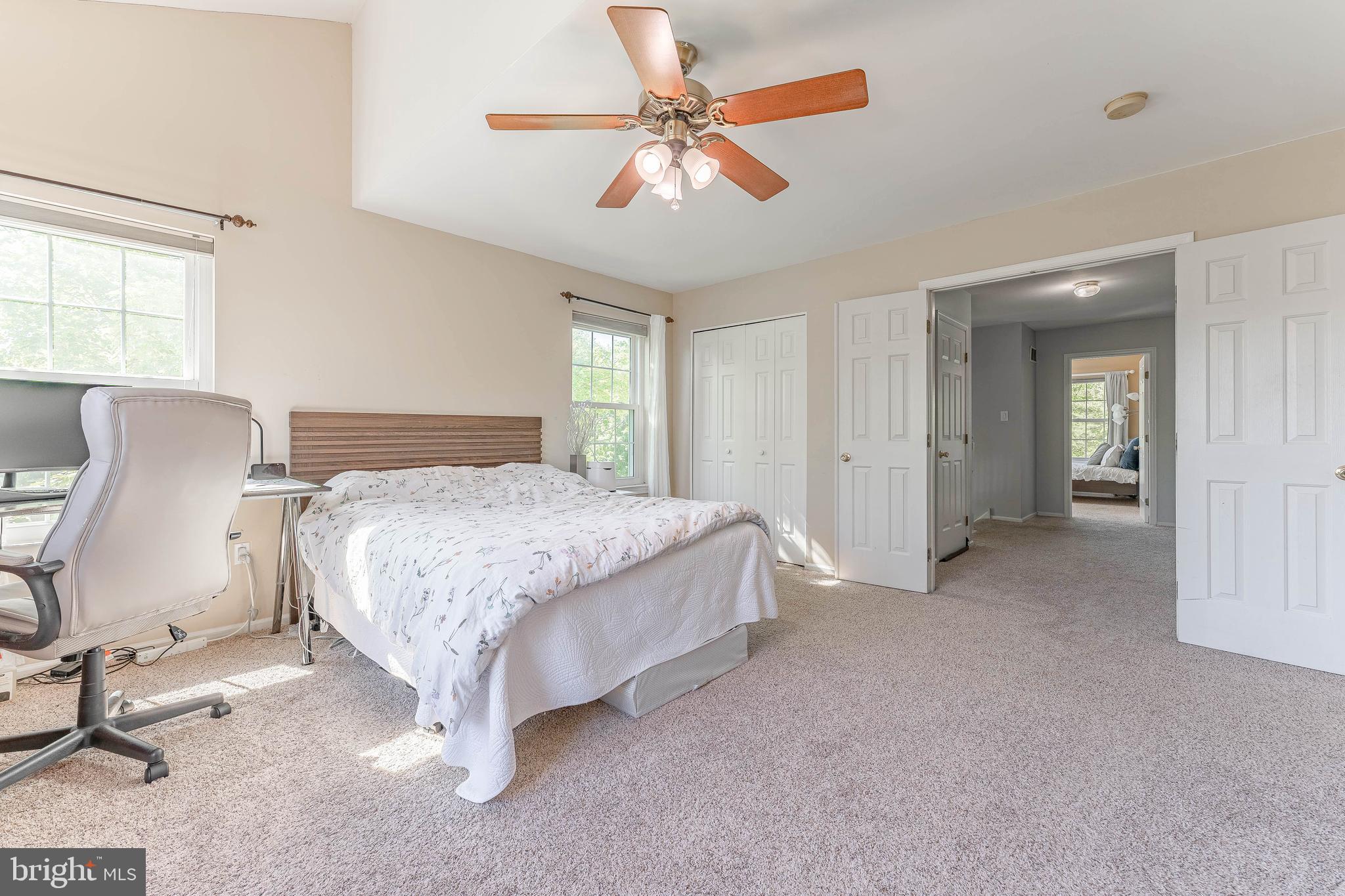 COLLEGE WOODS - Residential