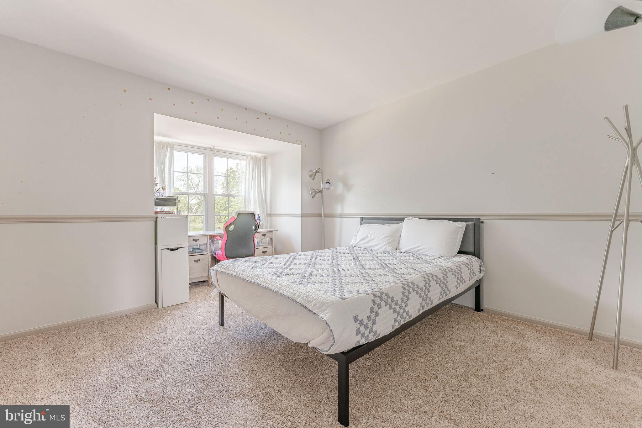 COLLEGE WOODS - Residential