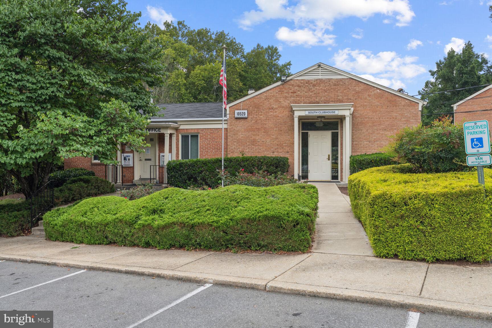 PARKSIDE CONDOMINIUMS - Residential