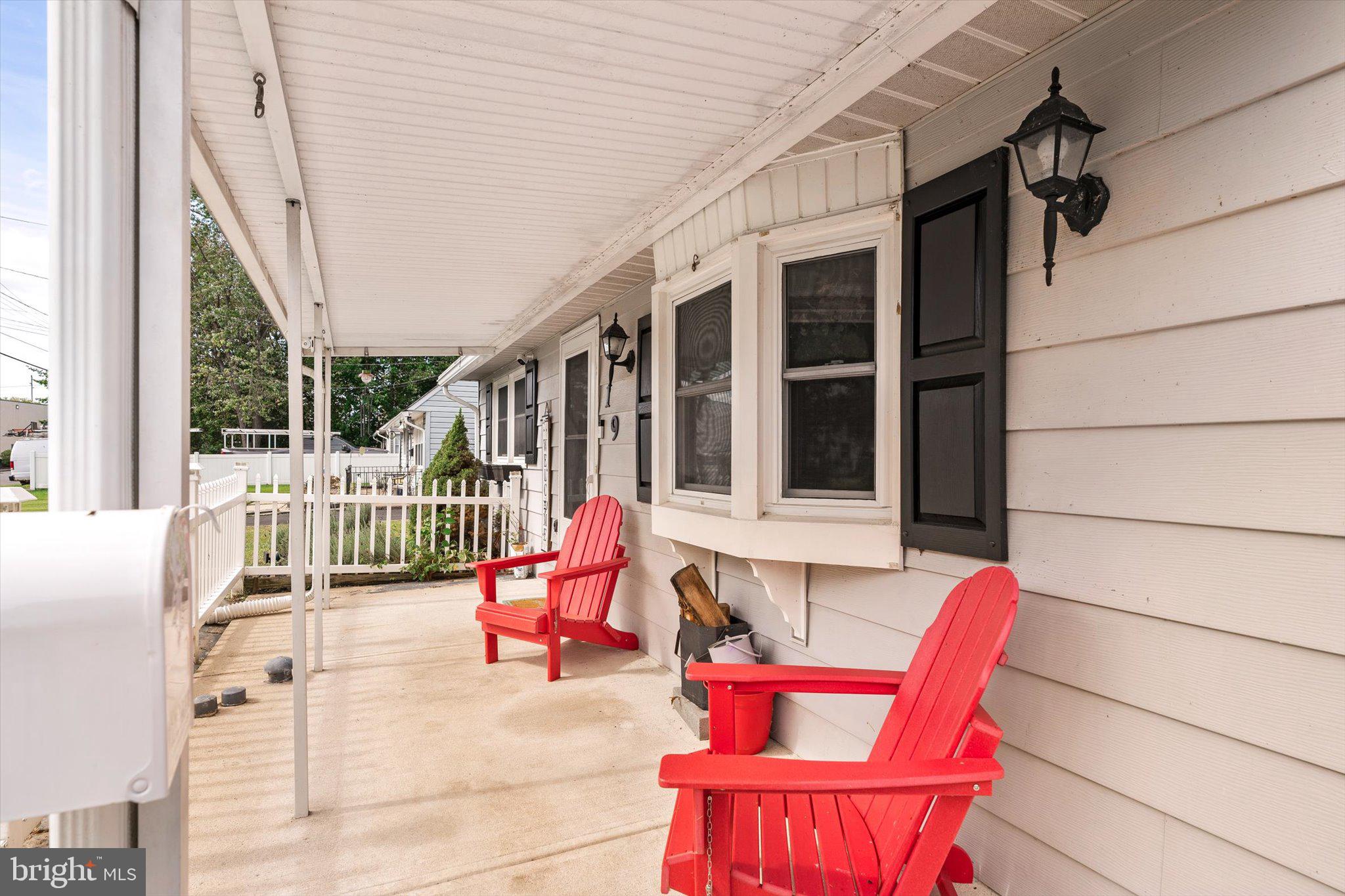 19 DUNMORE AVENUE