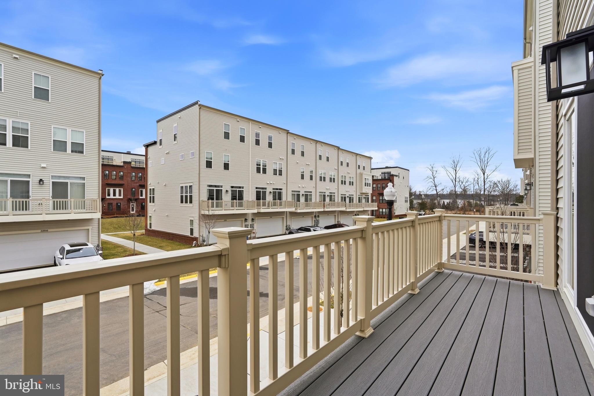 BRAMBLETON LANDBAY 1 - Residential