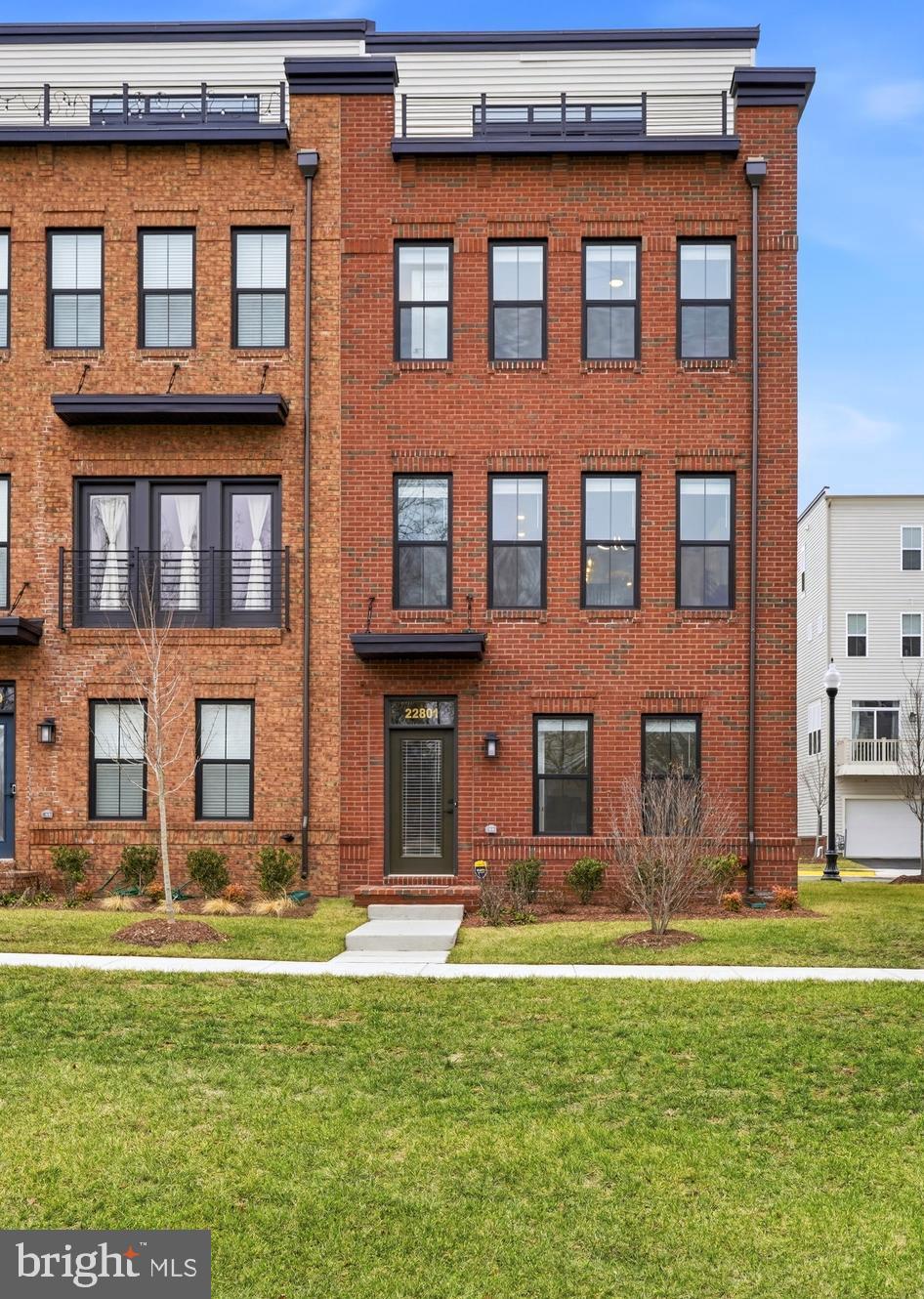 BRAMBLETON LANDBAY 1 - Residential