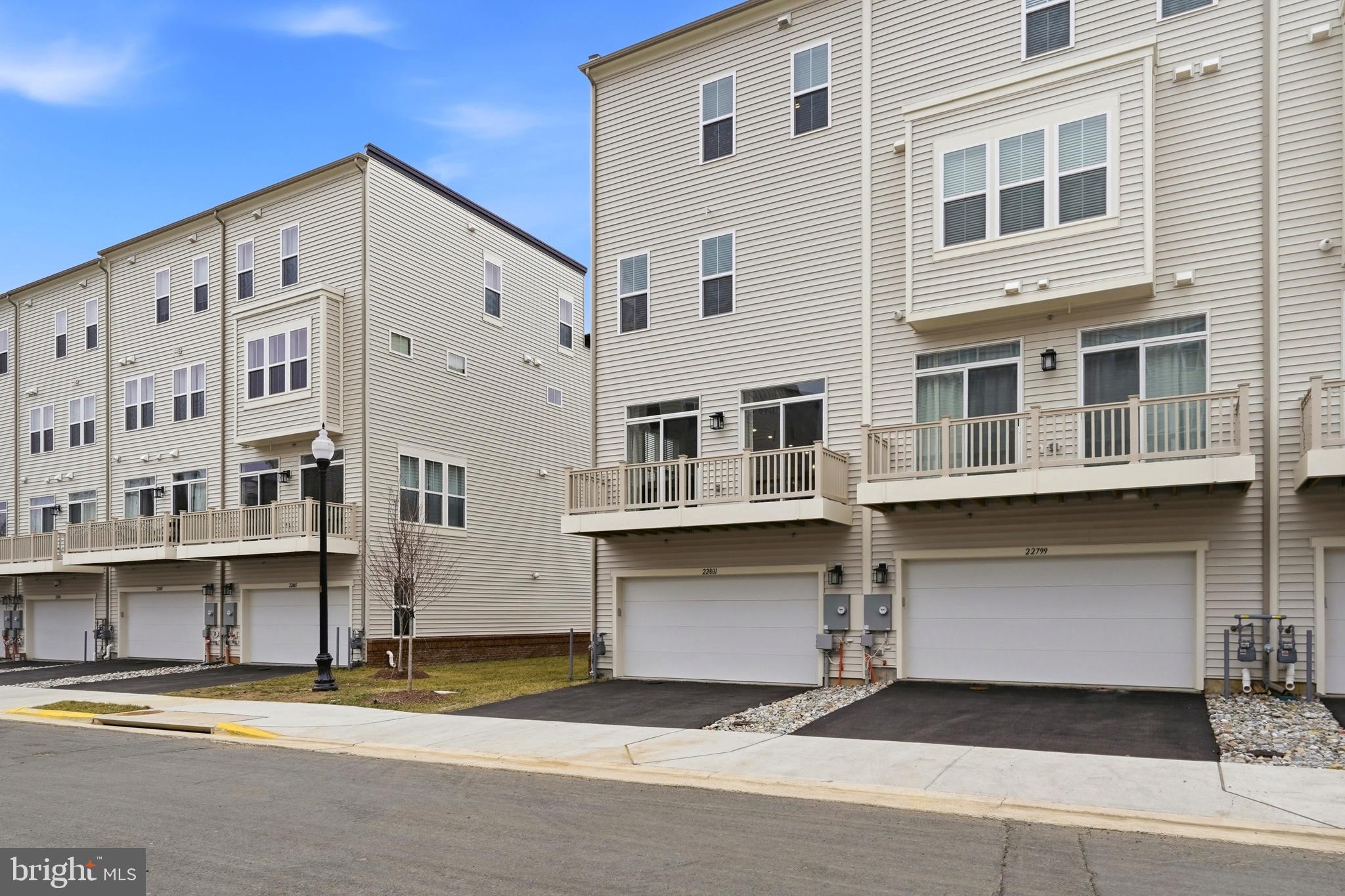 BRAMBLETON LANDBAY 1 - Residential