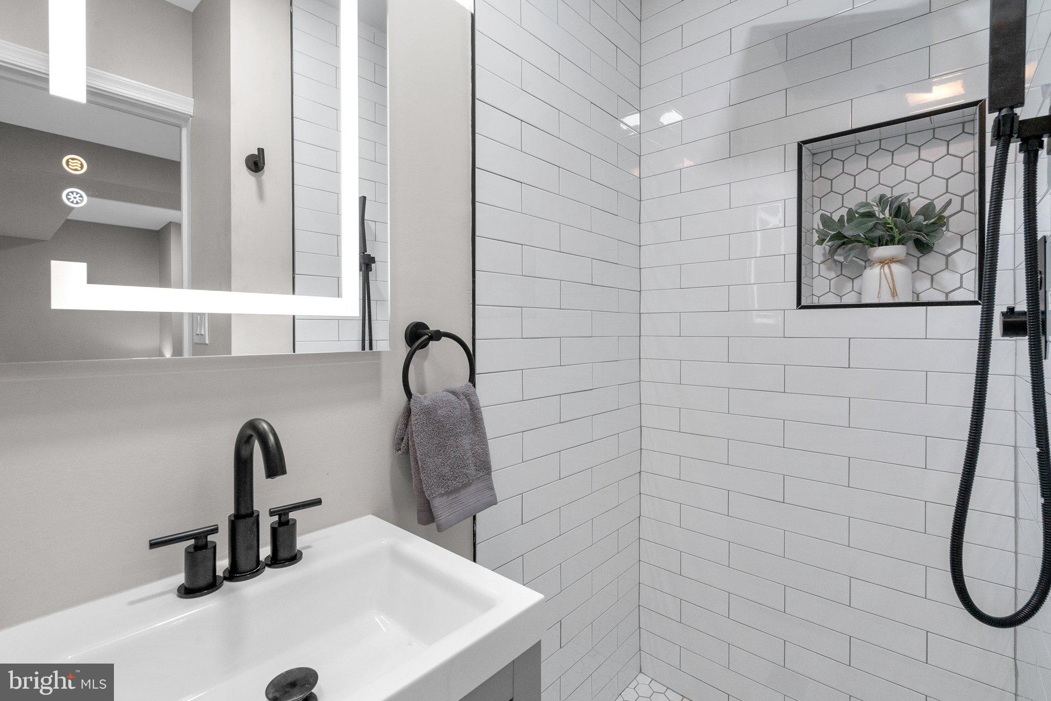 TAKOMA PARK - Residential